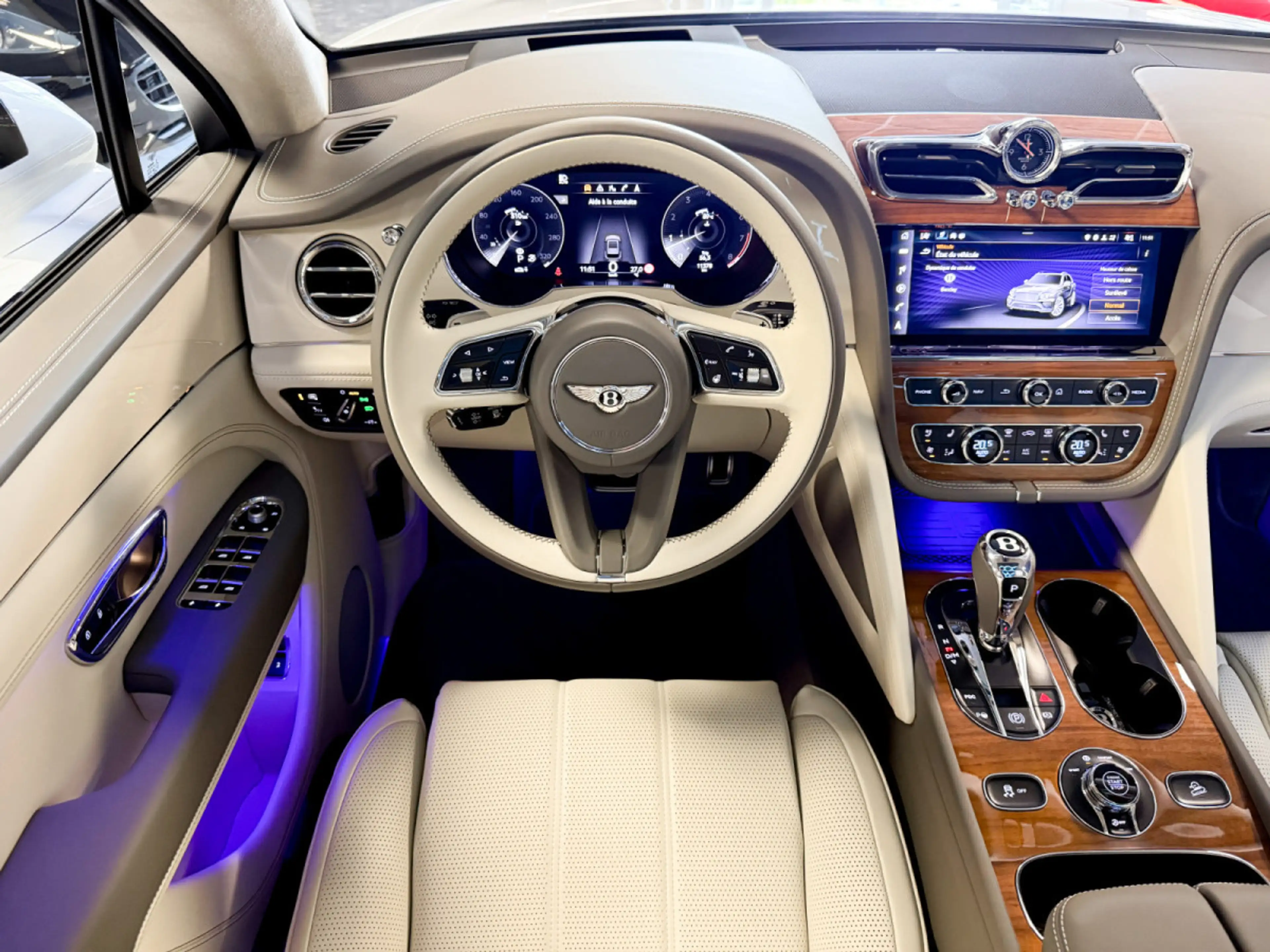 Bentley Bentayga 4.0 V8 S CARBON — photo 10