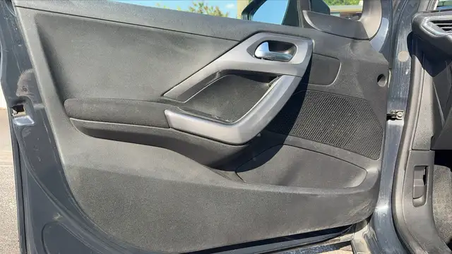 Peugeot 2008 view 7