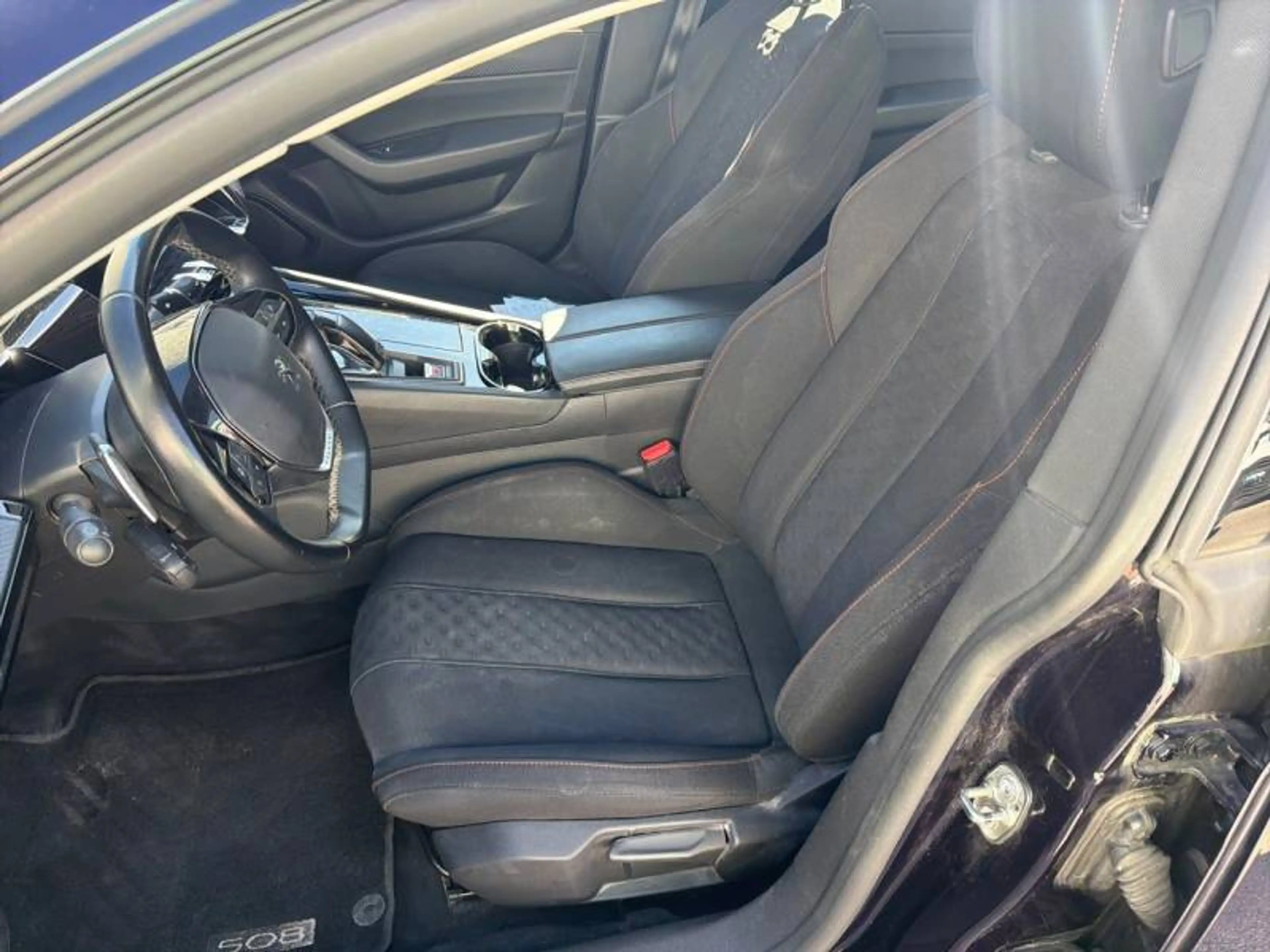 Peugeot 508 SW 2 1.5 BlueHDi 130 S&S EAT8 Active Pack — photo 9