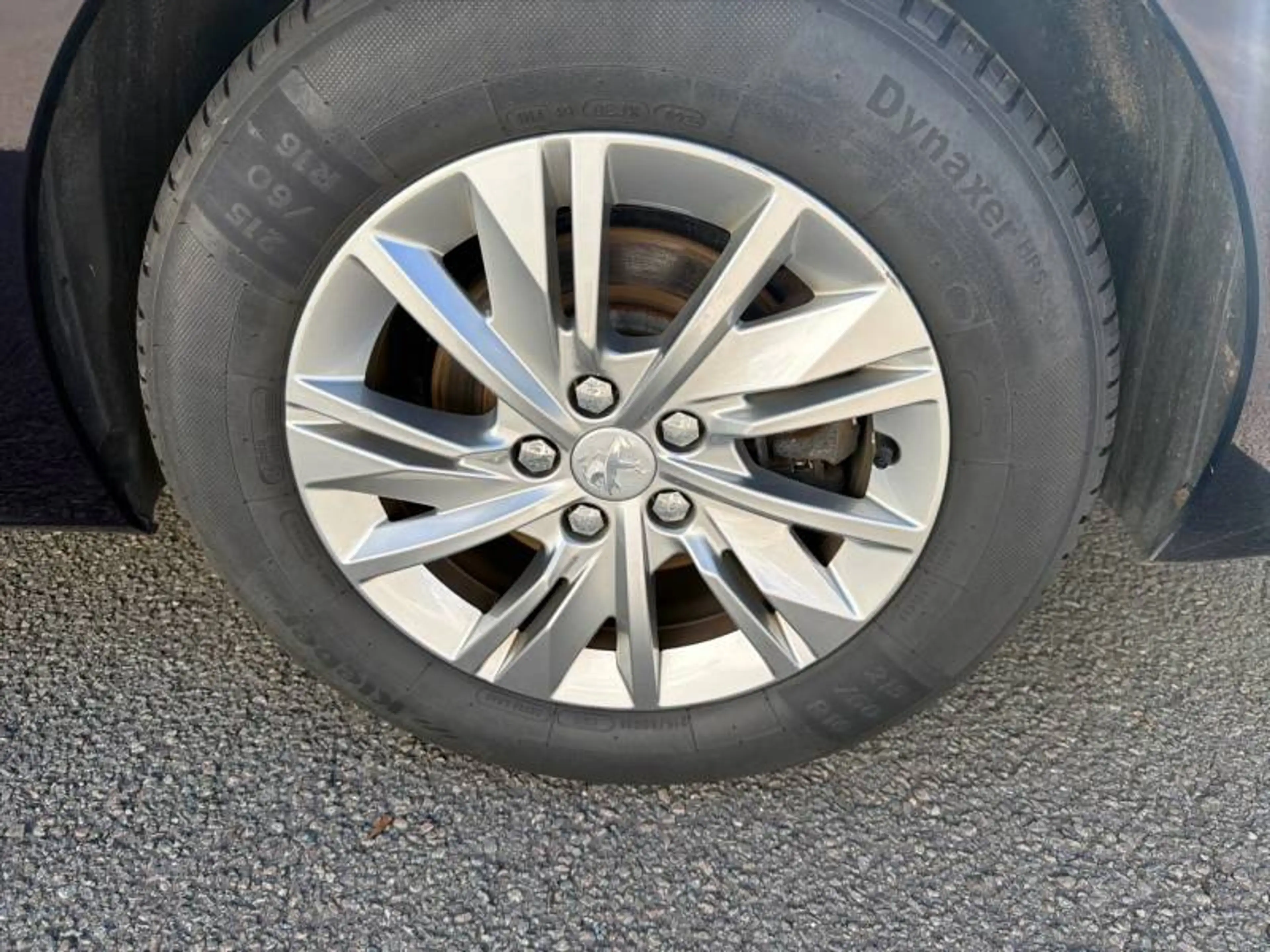 Peugeot 508 SW 2 1.5 BlueHDi 130 S&S EAT8 Active Pack — photo 11