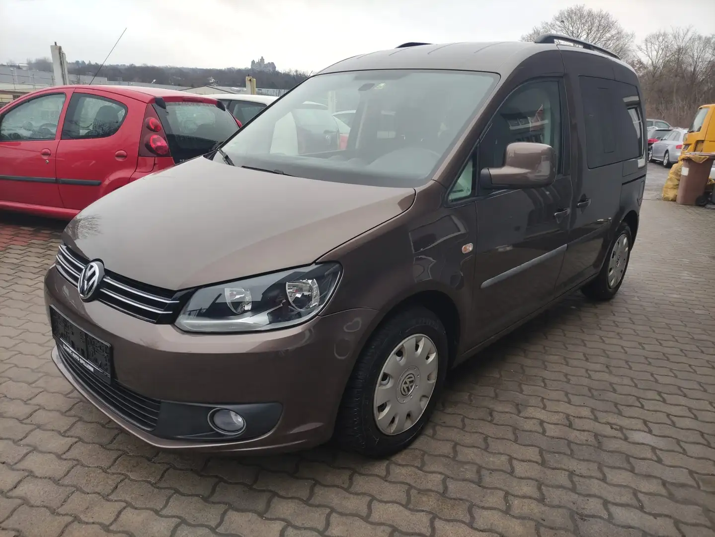 Volkswagen Caddy Kombi Comfortline BMT 1,6 TDI DPF Braun - 2
