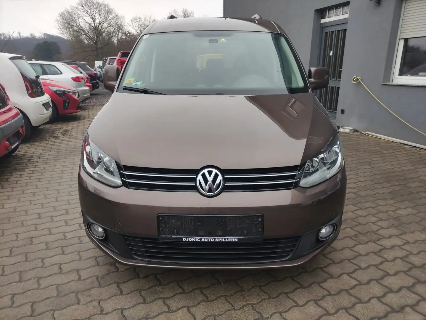 Volkswagen Caddy Kombi Comfortline BMT 1,6 TDI DPF Braun - 1