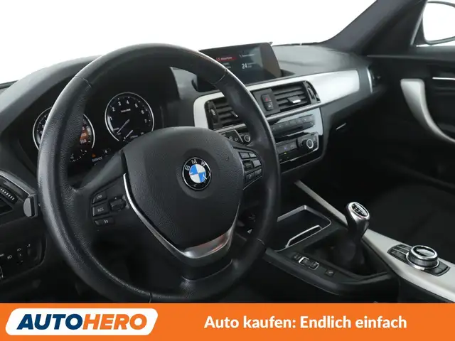 BMW 1 Series view 11