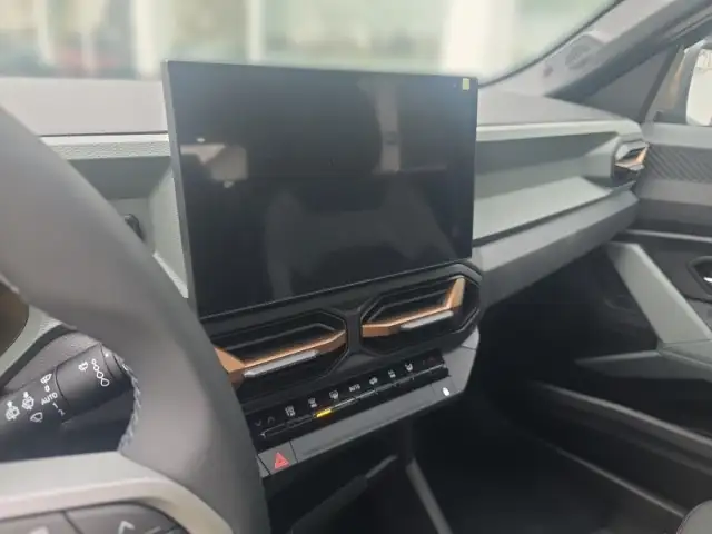 Dacia Bigster view 9
