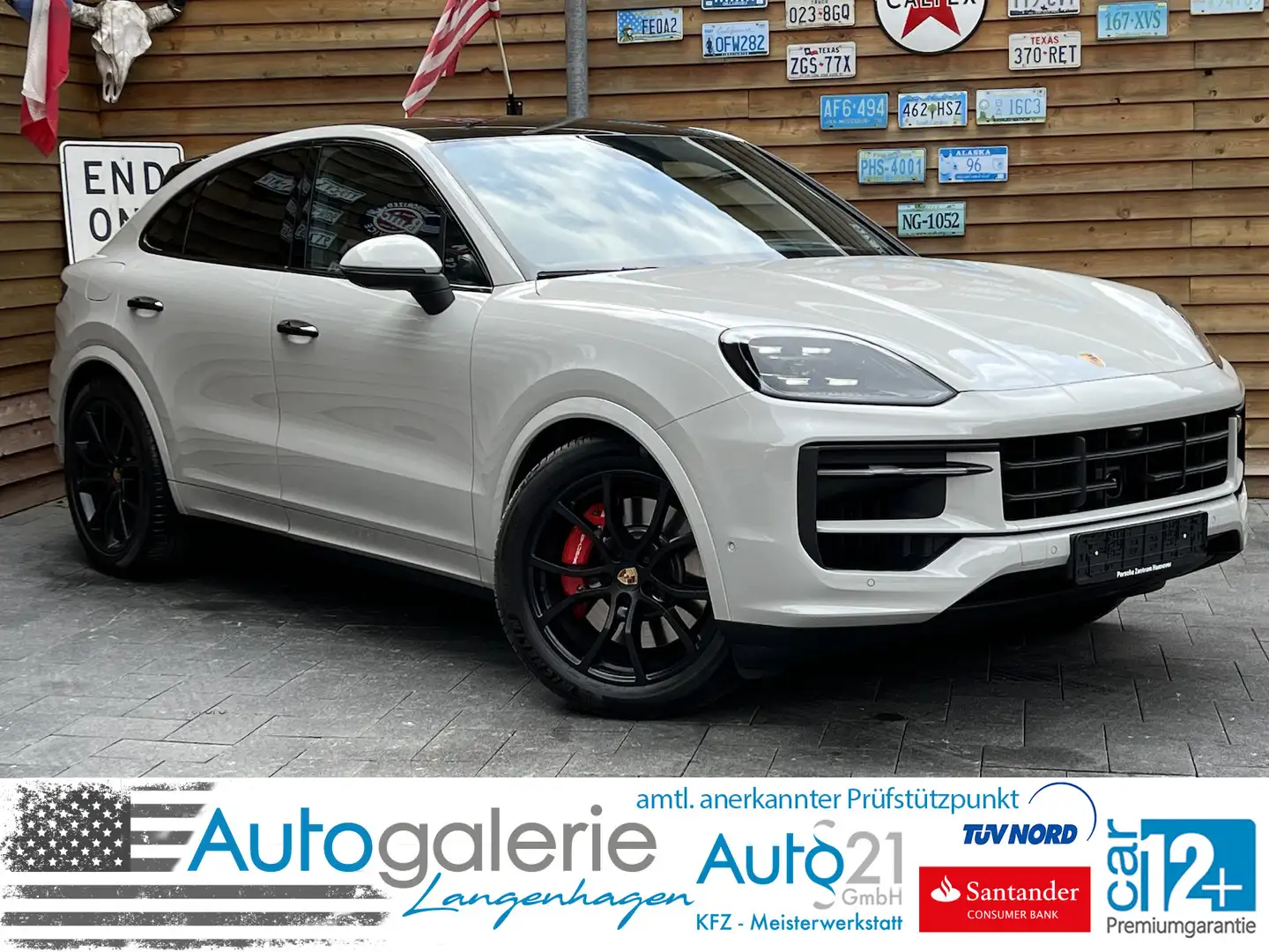 Porsche Cayenne S Coupe Pano 1.HD Sport Digital LED Grijs - 1