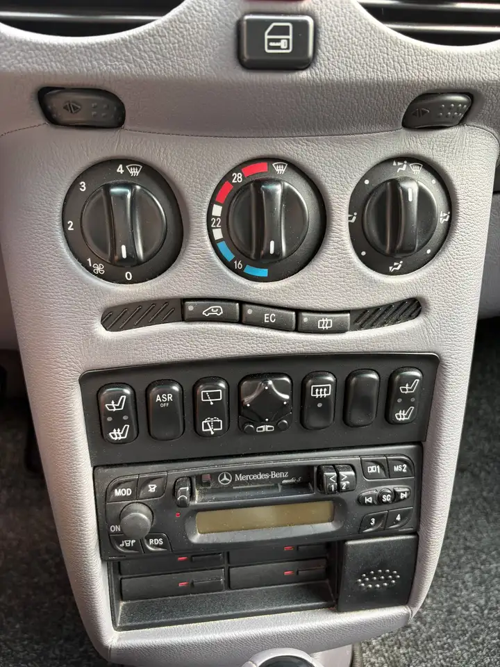 Mercedes-Benz A 190 Elegance, foto 4