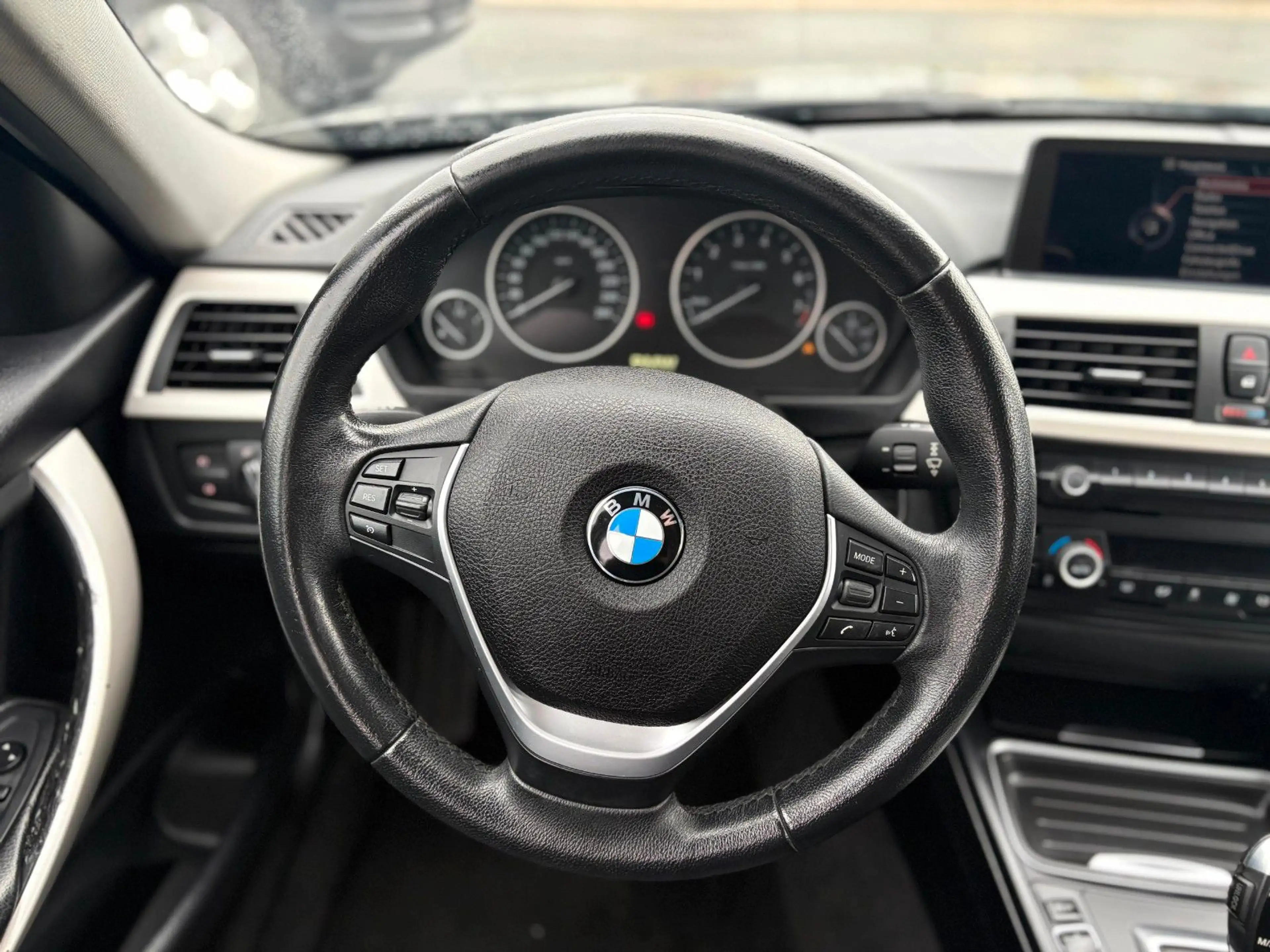 BMW 316 Baureihe 3 Touring 316i Aut. Navi Allu Tüv — photo 7