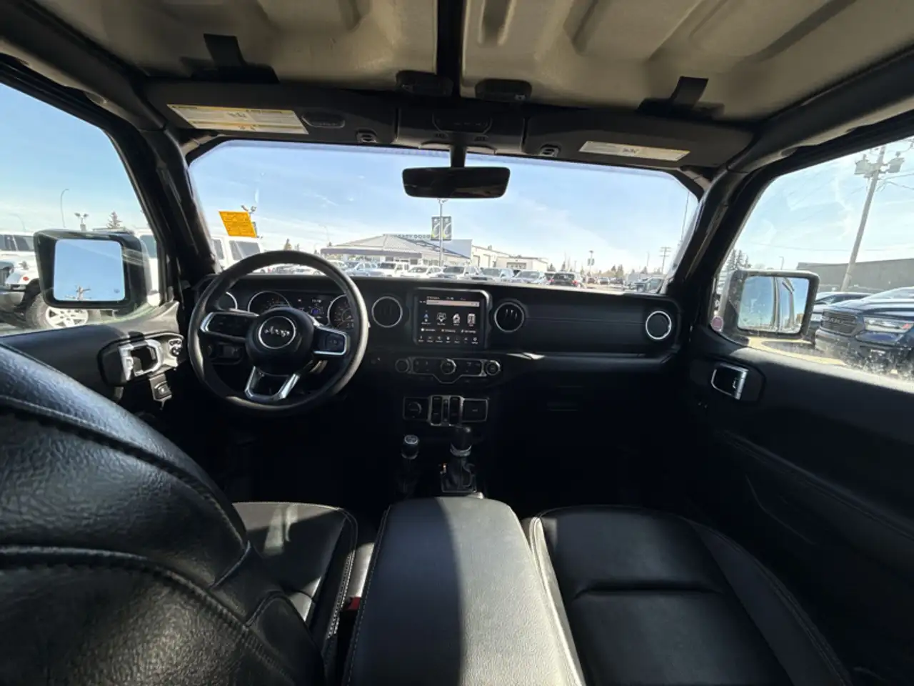 Jeep Gladiator снимка Jeep Gladiator