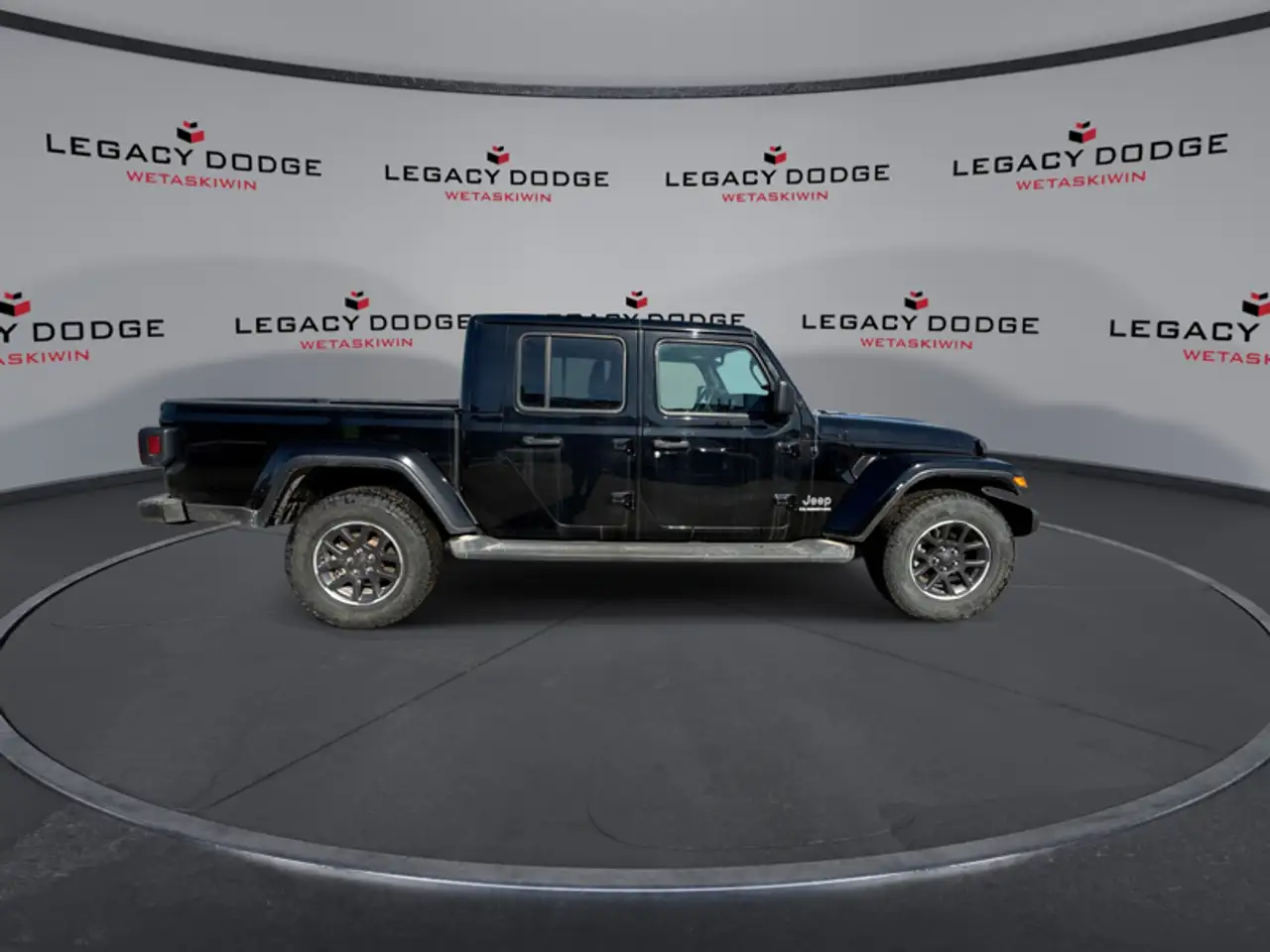 Jeep Gladiator снимка Jeep Gladiator