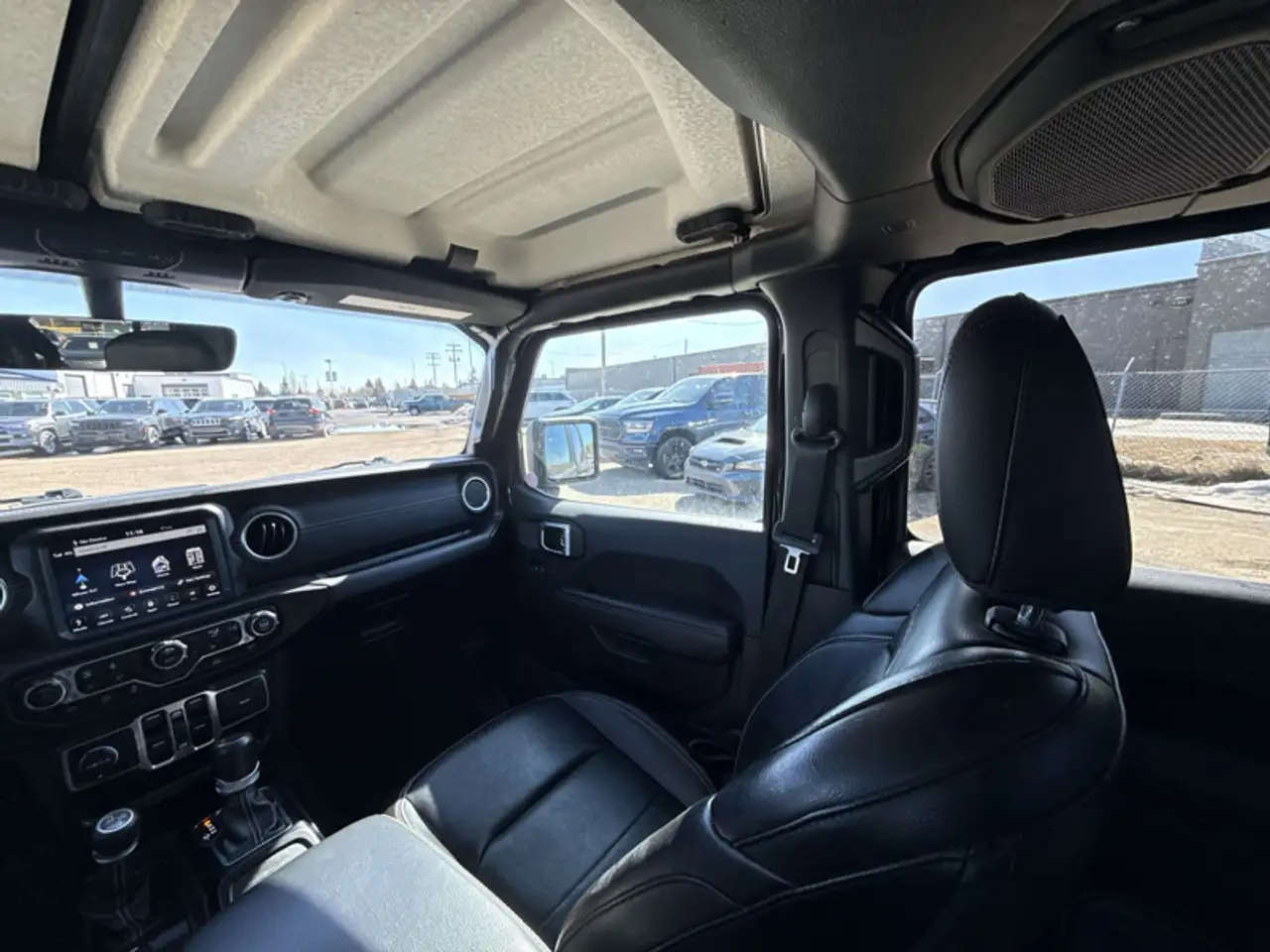 Jeep Gladiator снимка Jeep Gladiator