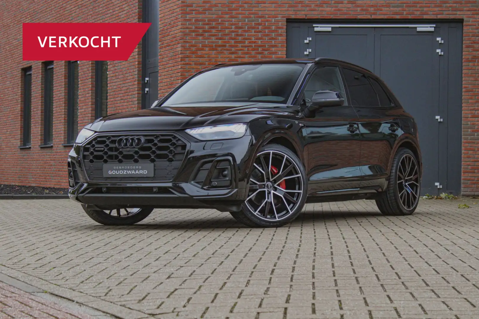 Audi Q5 55 TFSI e quattro Competition | Luchtvering | Pano Noir - 1