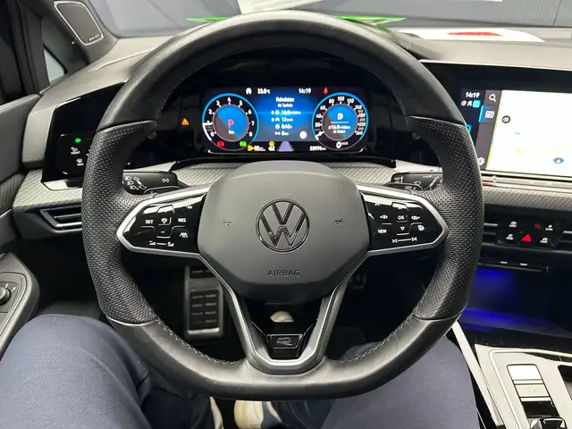 Volkswagen Golf view 16