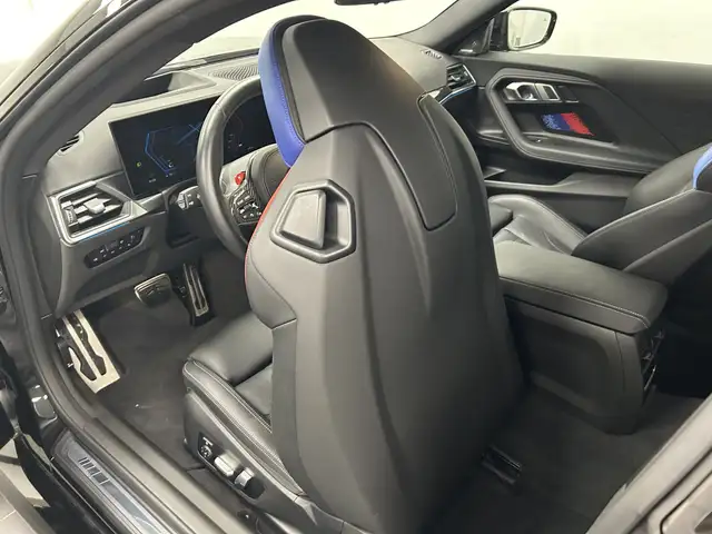 BMW M2 view 22