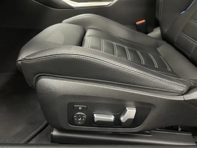 BMW M2 view 21