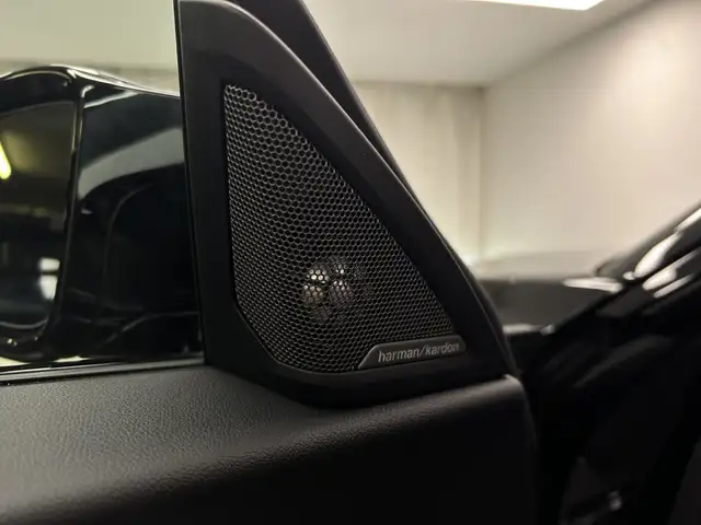 BMW M2 view 18