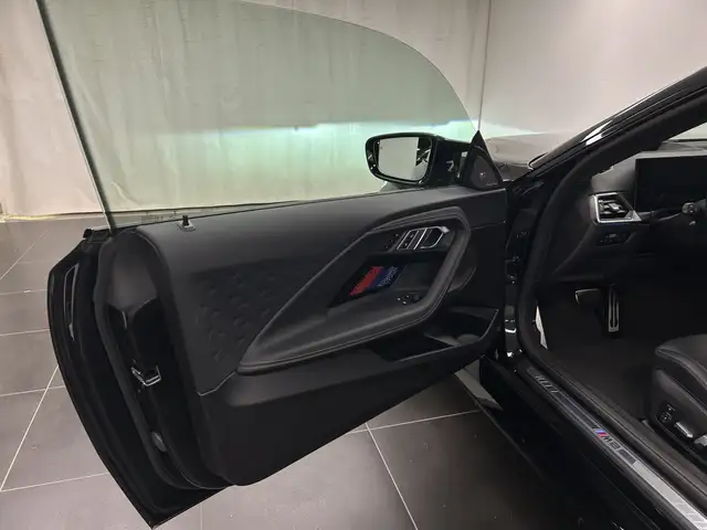 BMW M2 view 16