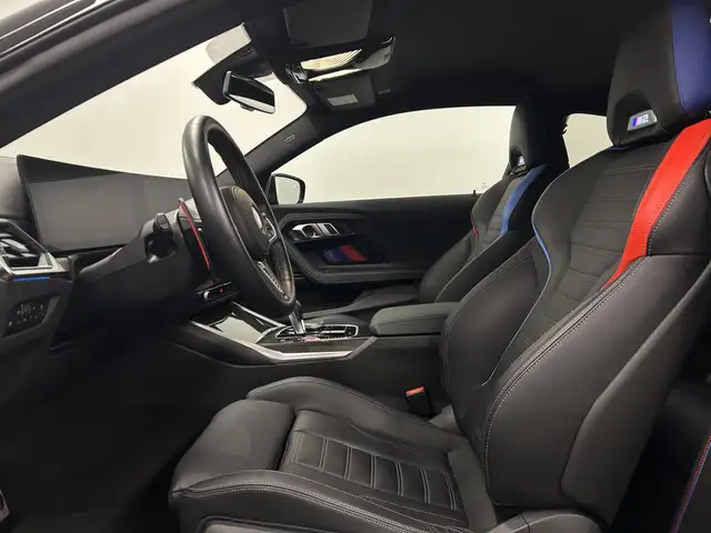 BMW M2 view 4