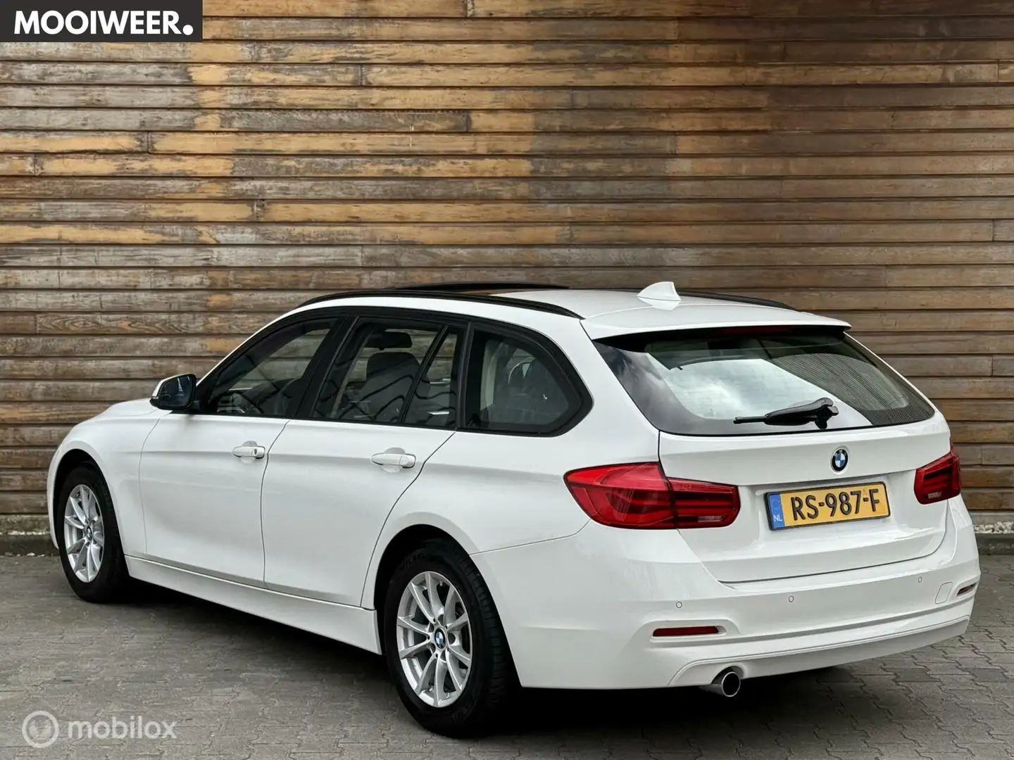 BMW 318 3-serie Touring 318i LCI | Pano | Automaat | Cruis Weiß - 2