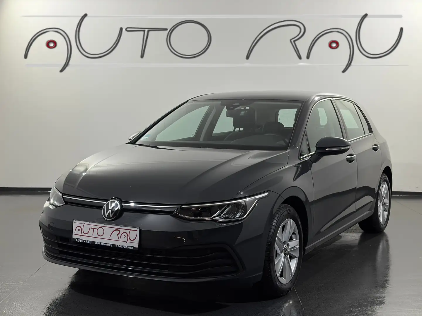 Volkswagen Golf 8 Lim. 1.5 TSI Life *LED*ACC*NAVI* Grau - 1