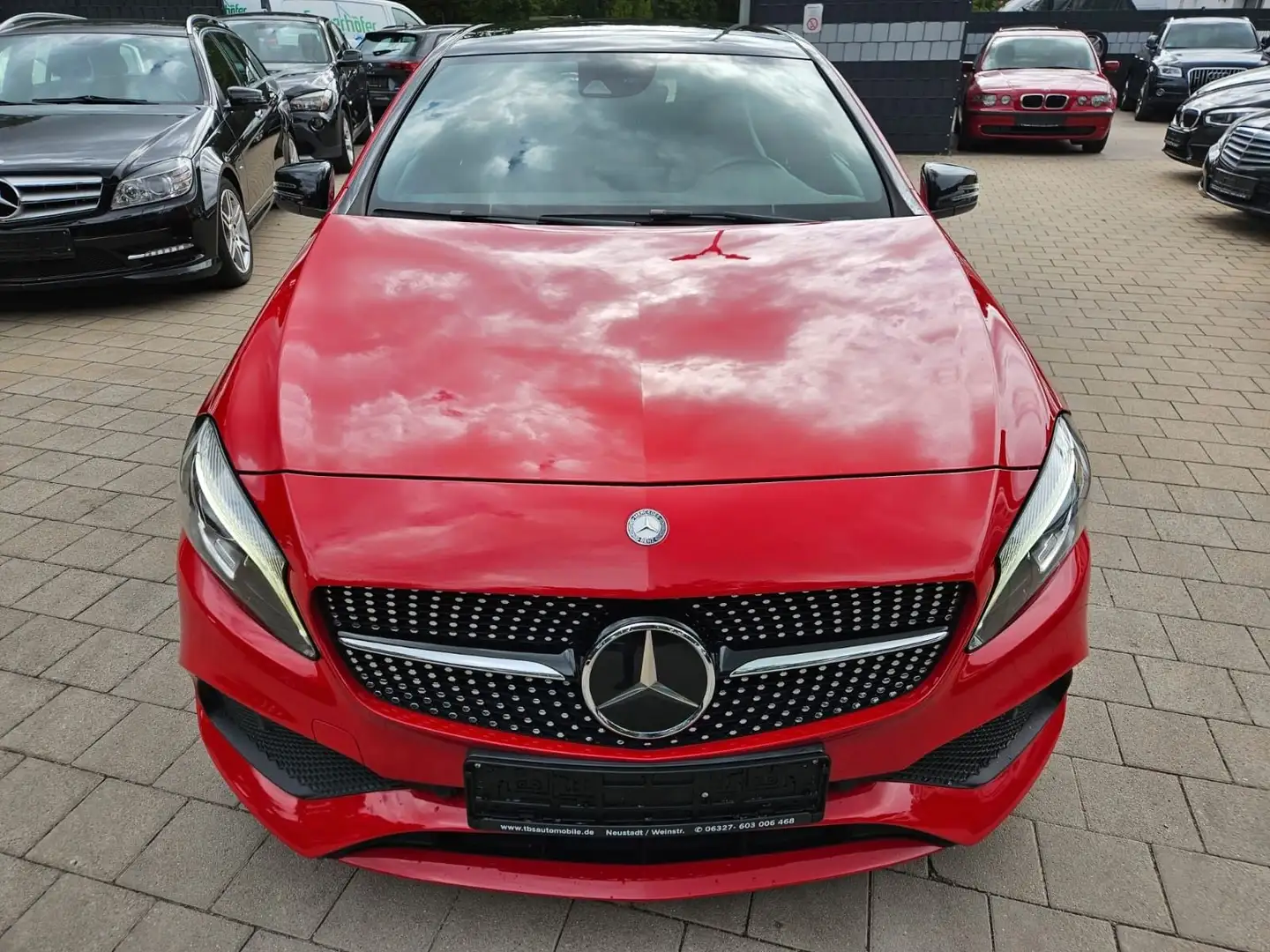 Mercedes-Benz A 200 A -Klasse A 200 BlueEfficiency Rouge - 2
