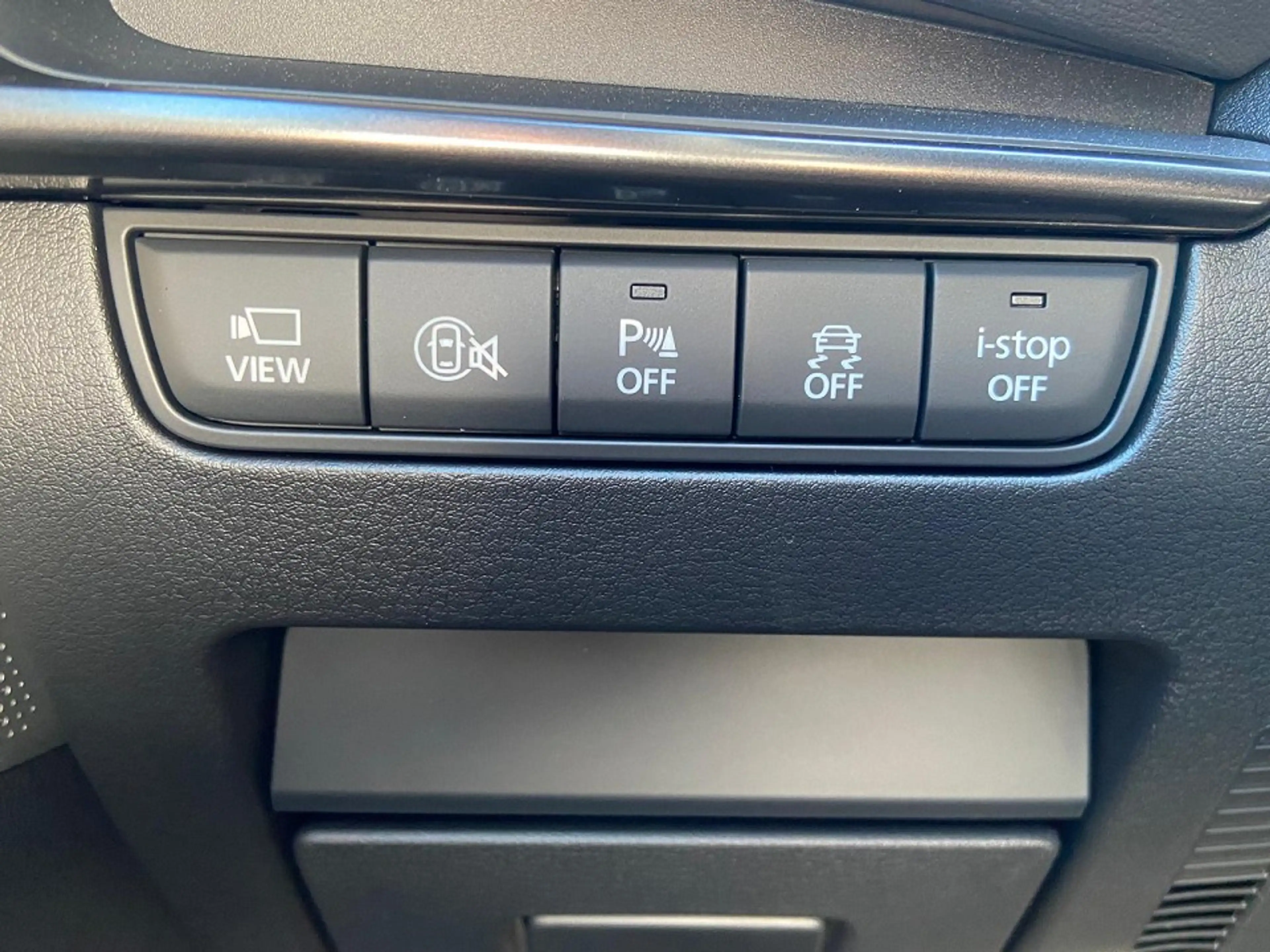 Mazda 3 2.0L e-SKYACTIV X 186ps — photo 13