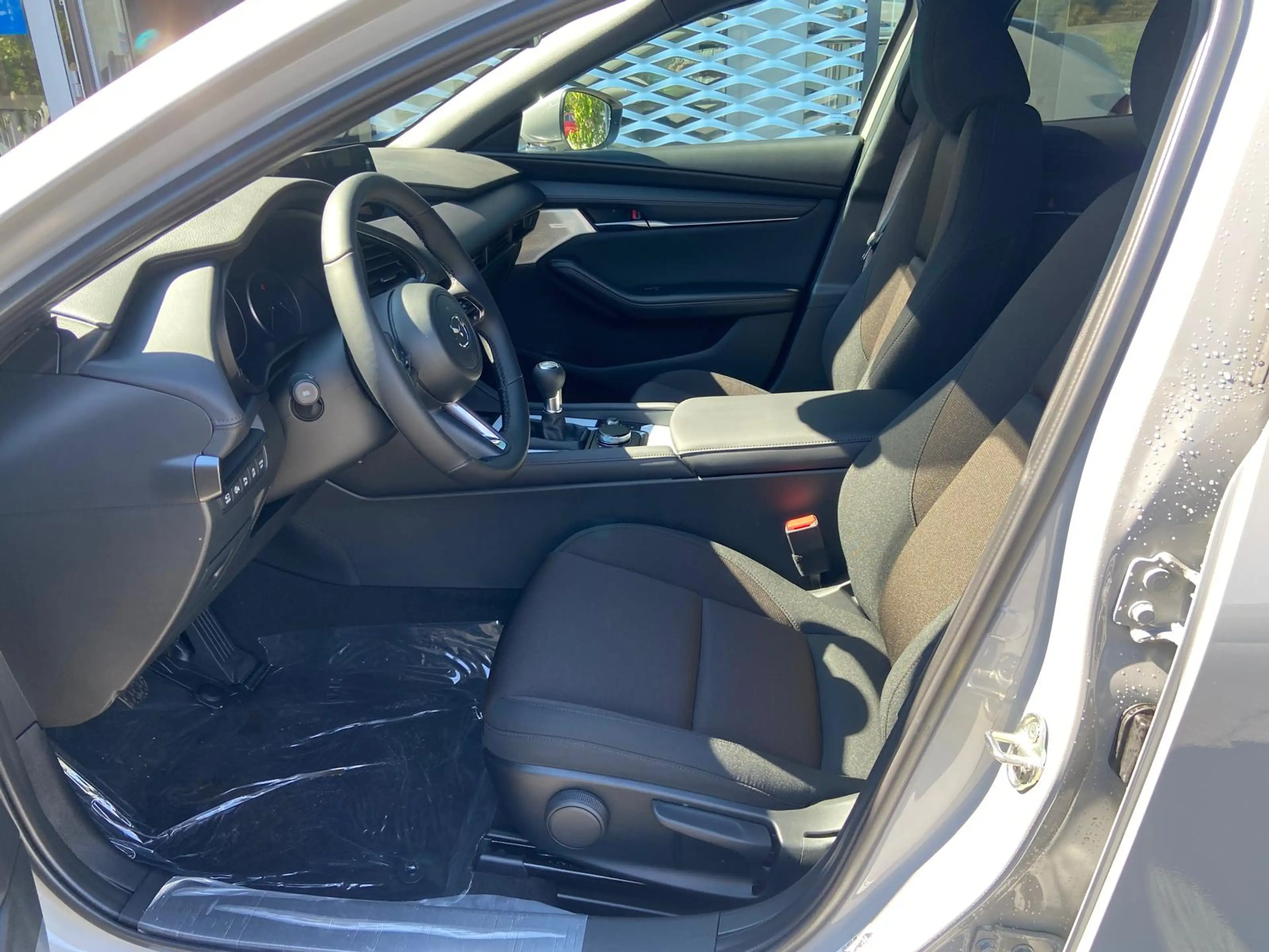 Mazda 3 2.0L e-SKYACTIV X 186ps — photo 7