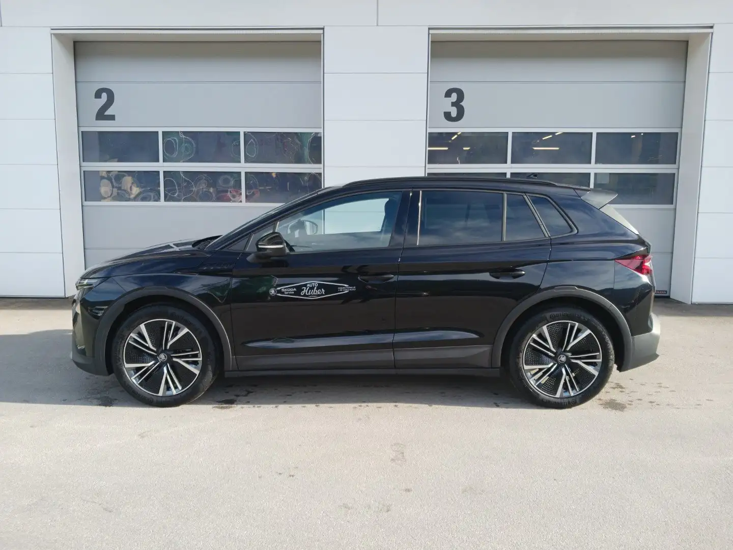 Skoda Elroq 60 Loft Schwarz - 2