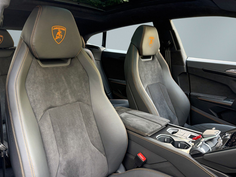 Lamborghini Urus S 3D Bang&Olufsen 22" Full Carbon Off-Road — photo 12