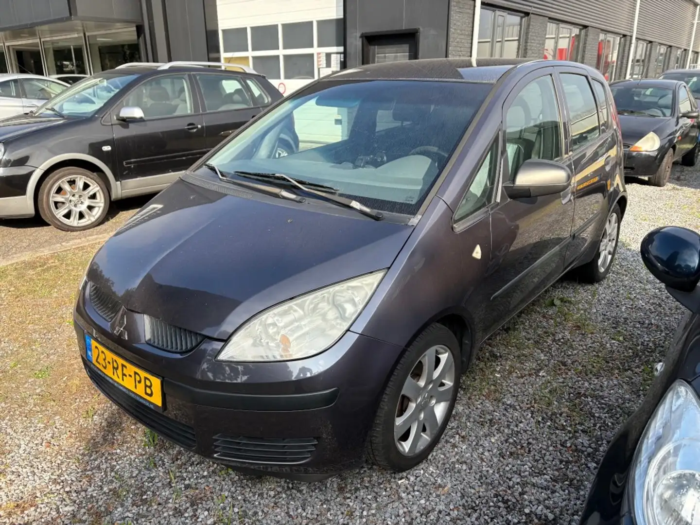 Mitsubishi Colt 1.5 INVITE / EXPORT / AIRCO / 5 DEURS / LM VELGEN Grijs - 1