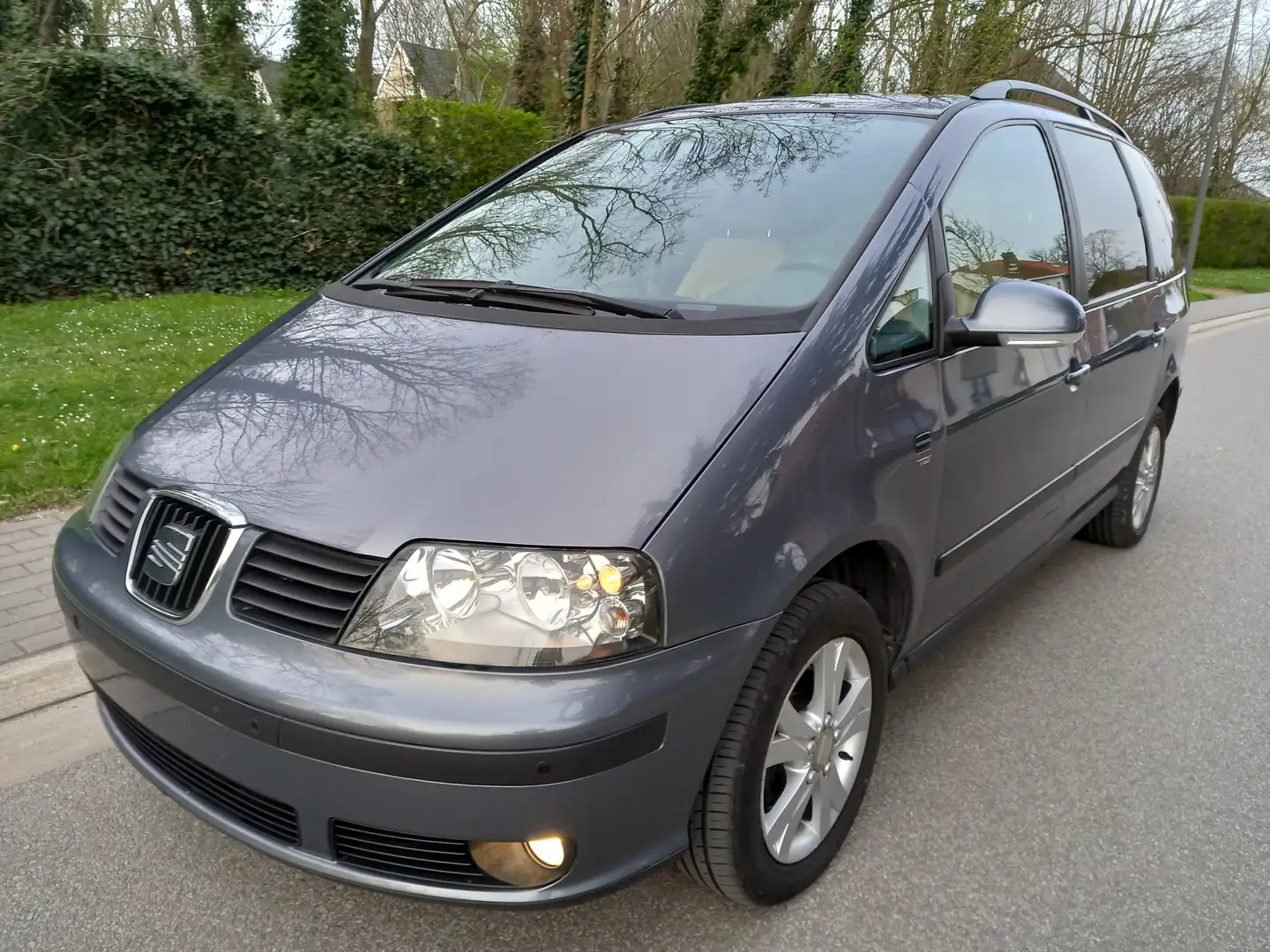 SEAT Alhambra 1.9 TDi Reference 7 Places Gri - 1