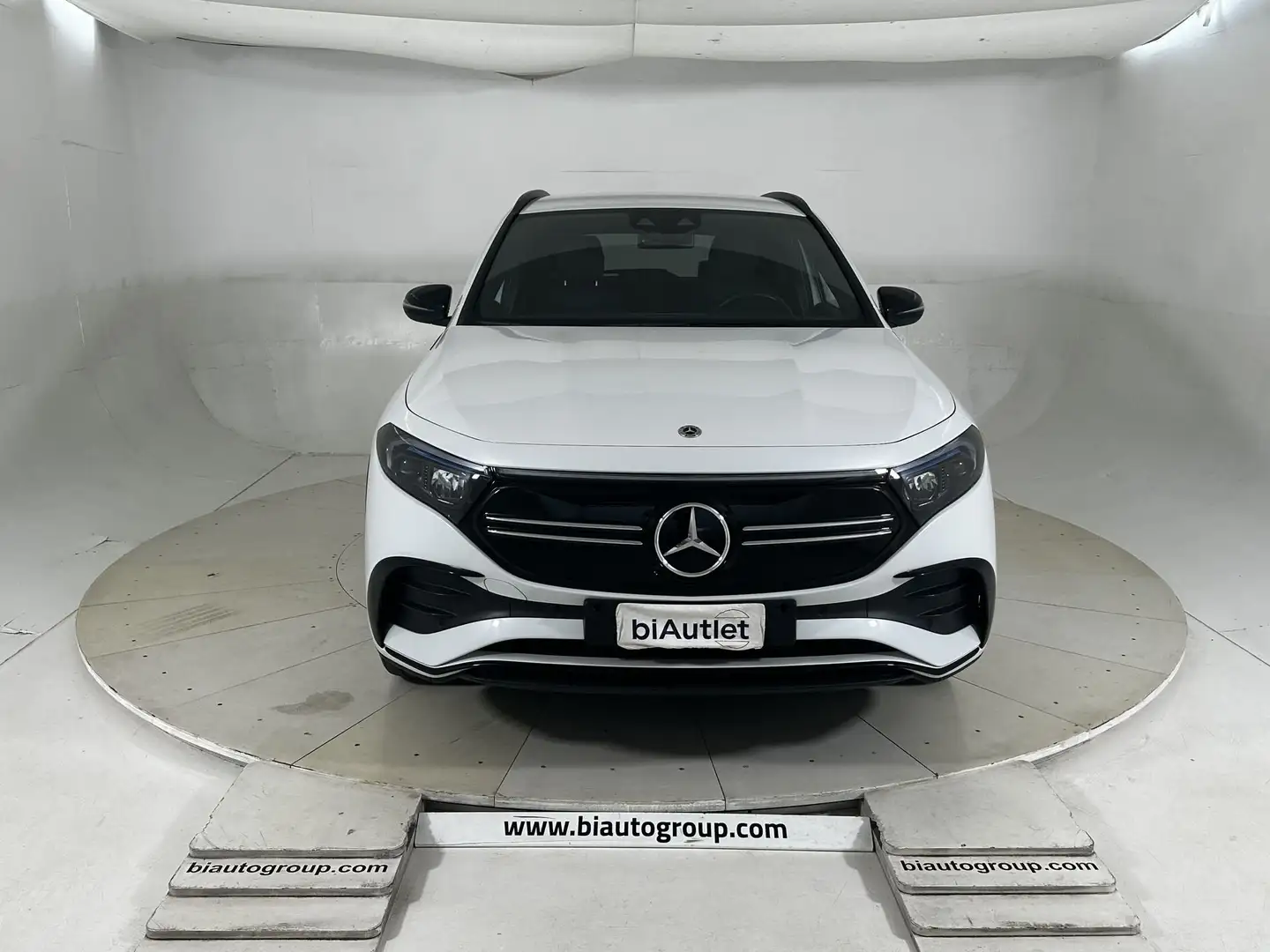 Mercedes-Benz EQA 250 - H243 2021 250+ Premium Bianco - 2