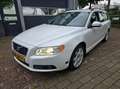 Volvo V70 2.5T Momentum Blanc - thumbnail 1