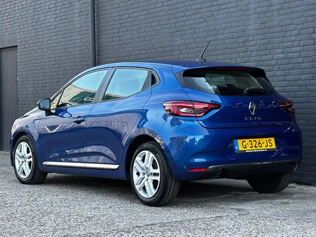 Renault Clio view 10