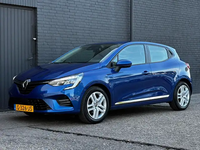 Renault Clio view 12
