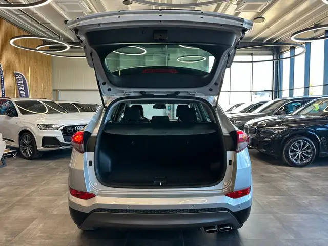 Hyundai Tucson view 28