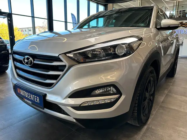Hyundai Tucson view 4