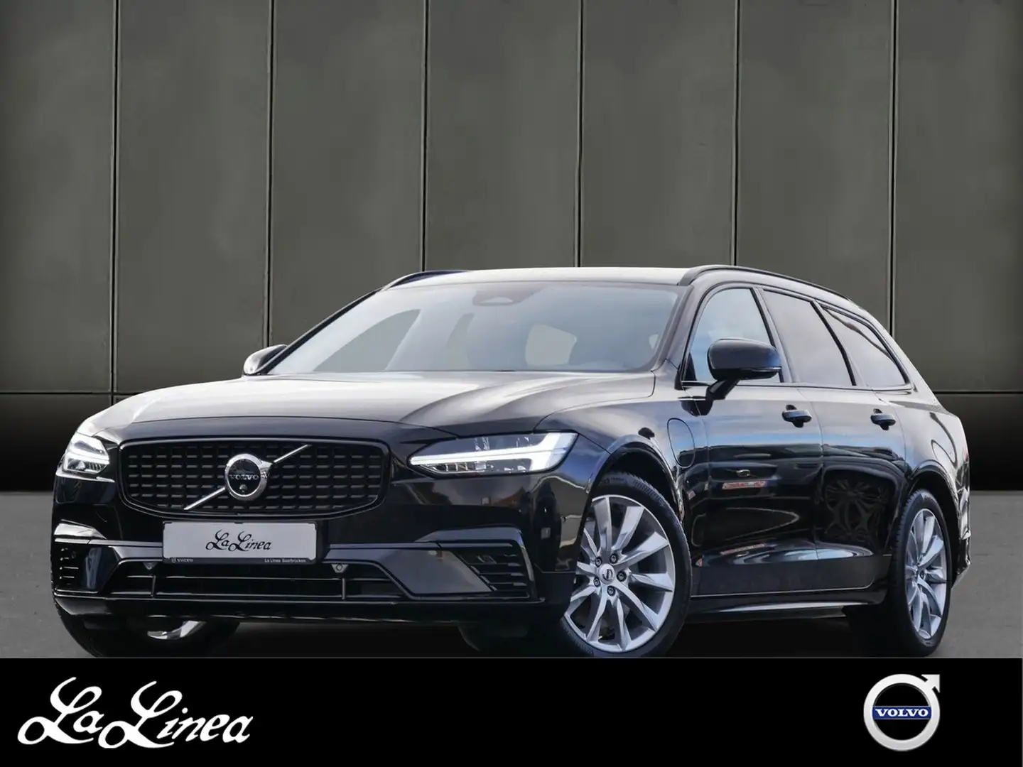 Volvo V90 T6 Plus Dark AWD / 360 Schwarz - 1