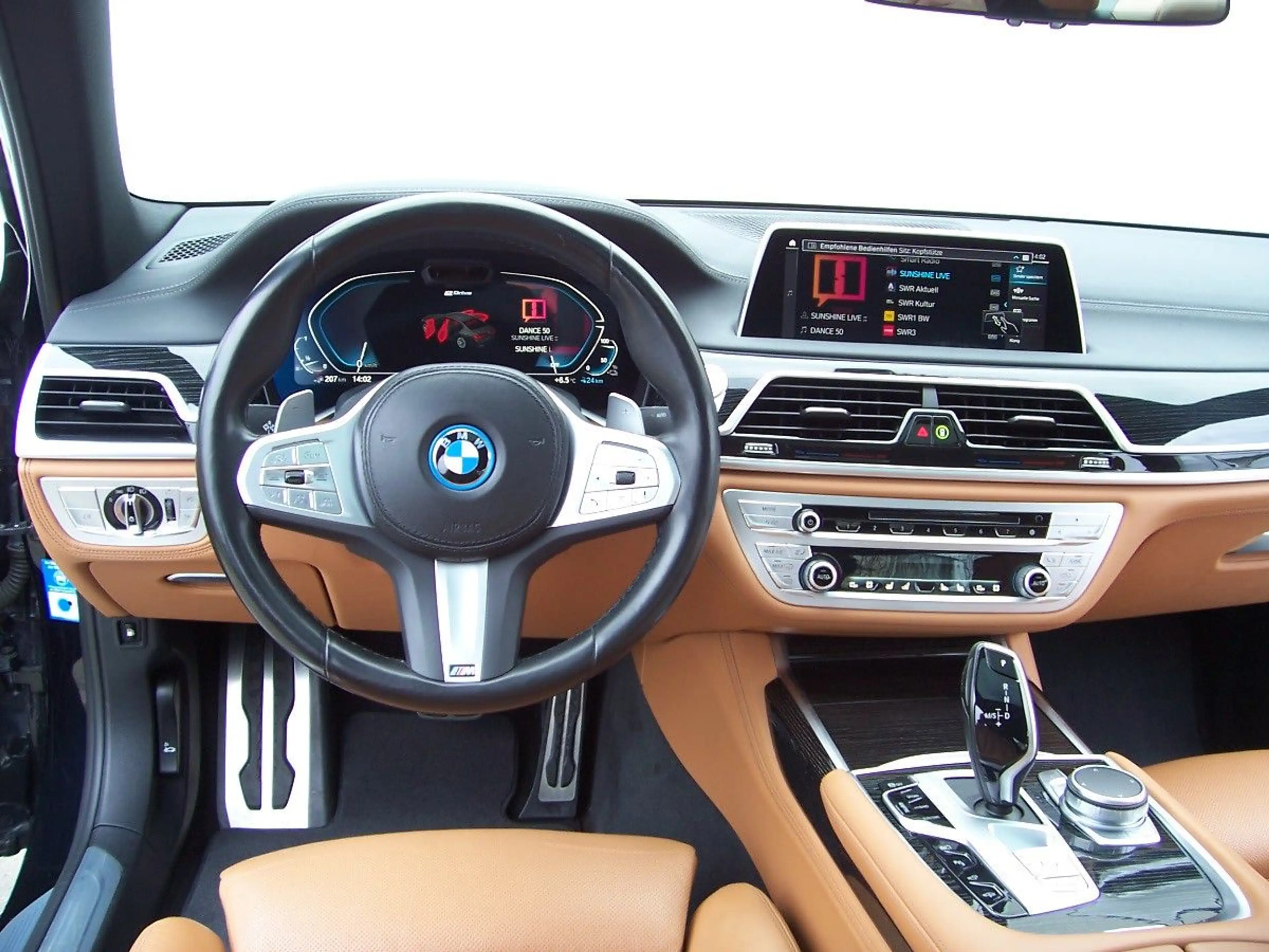 BMW 745 Le xDrive M Sportpaket Soft/ACC/360°/Laser — photo 12
