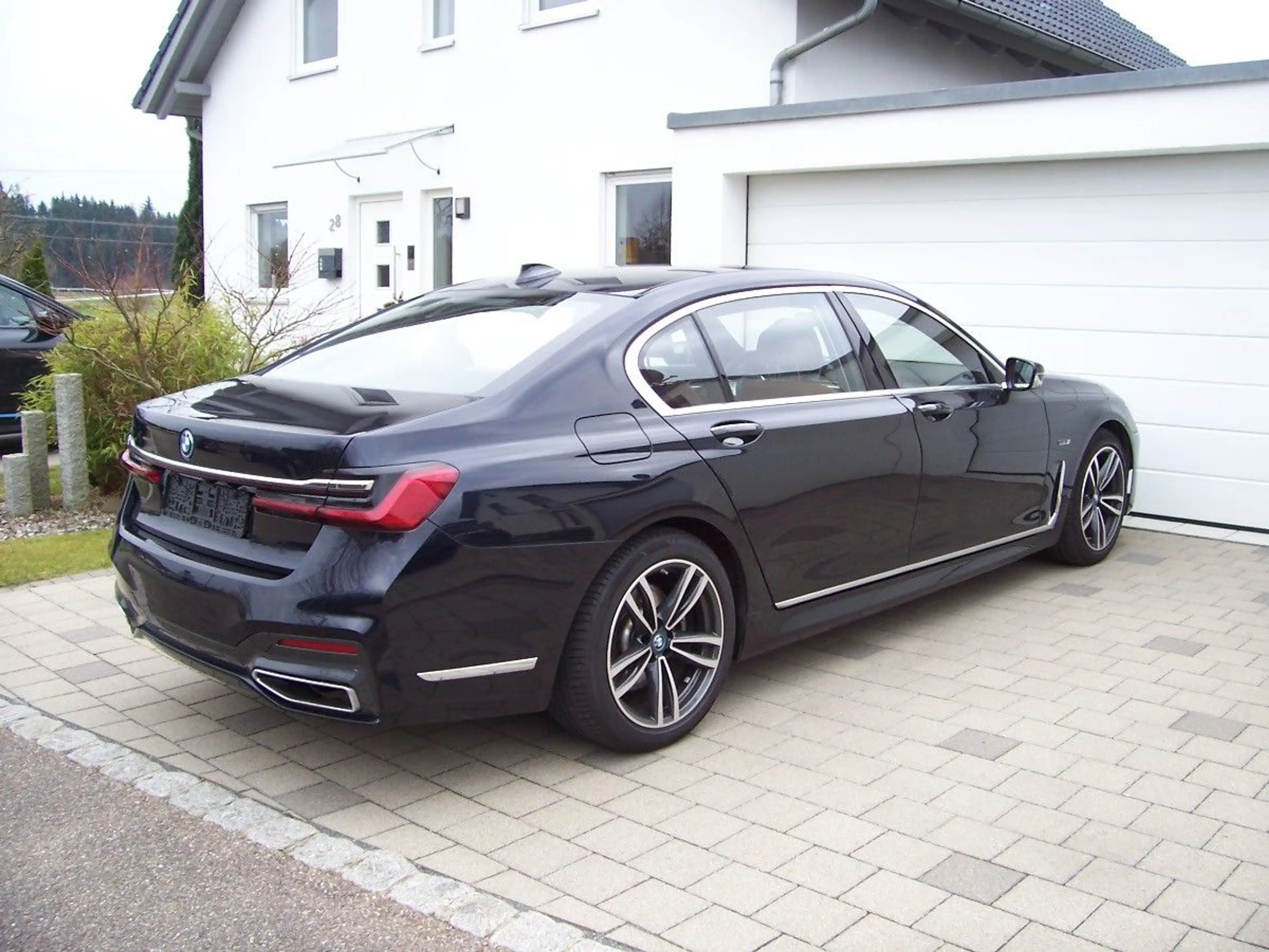 BMW 745 Le xDrive M Sportpaket Soft/ACC/360°/Laser — photo 6