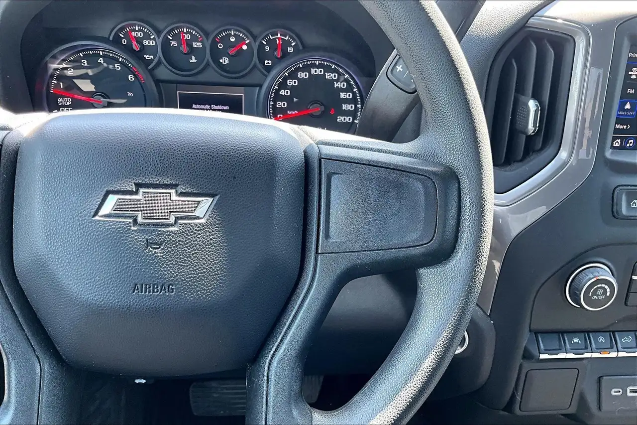 Chevrolet Silverado 1500 снимка Chevrolet Silverado 1500