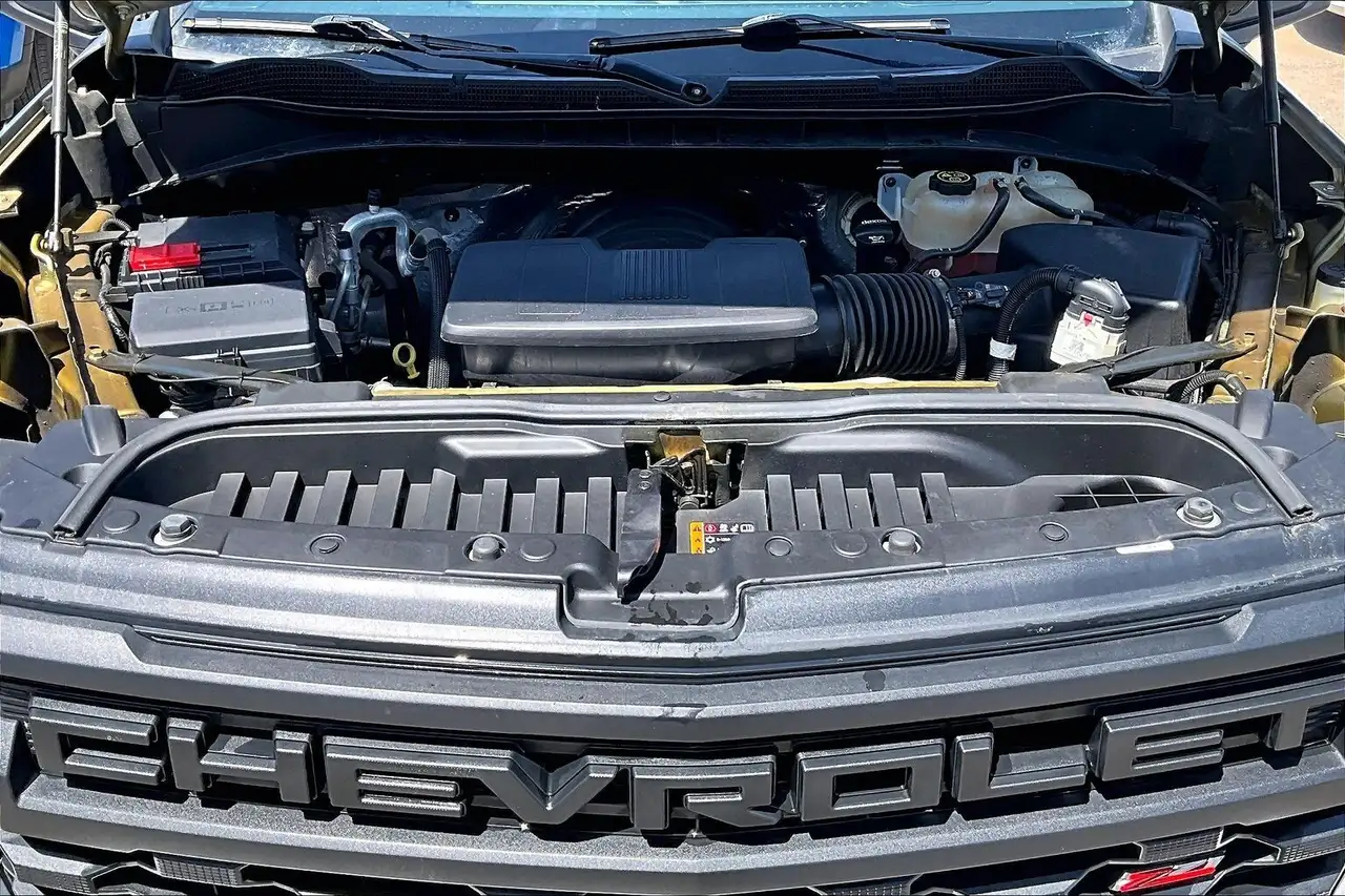 Chevrolet Silverado 1500 снимка Chevrolet Silverado 1500