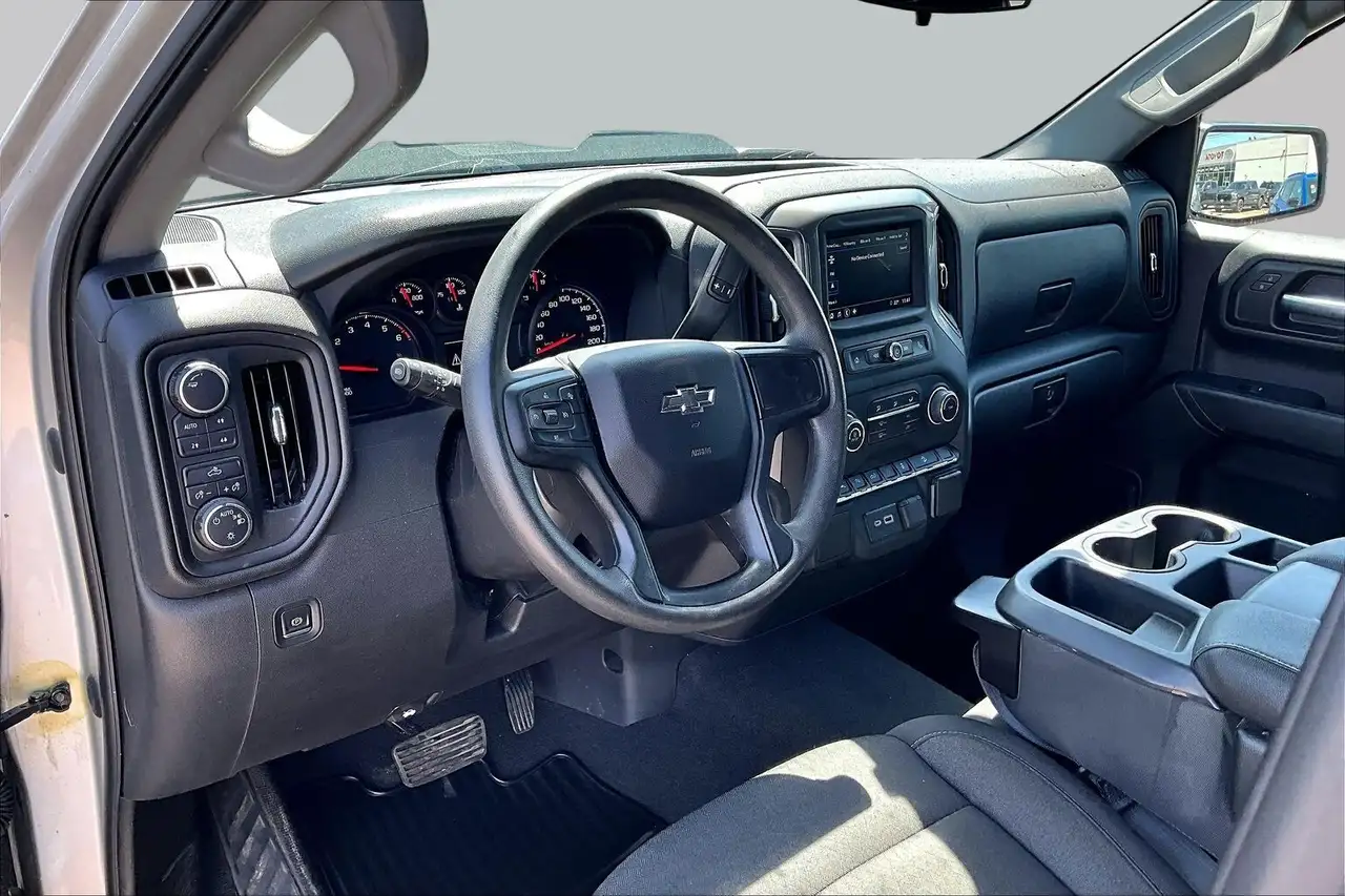 Chevrolet Silverado 1500 снимка Chevrolet Silverado 1500