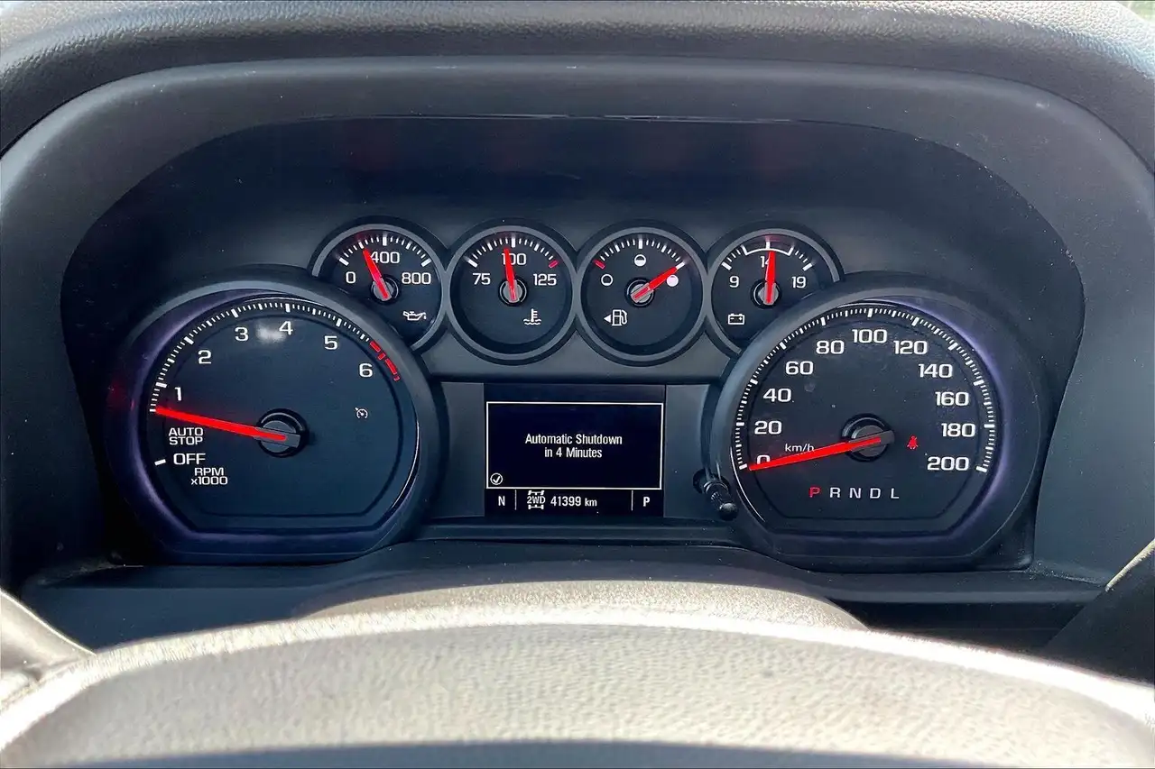 Chevrolet Silverado 1500 снимка Chevrolet Silverado 1500
