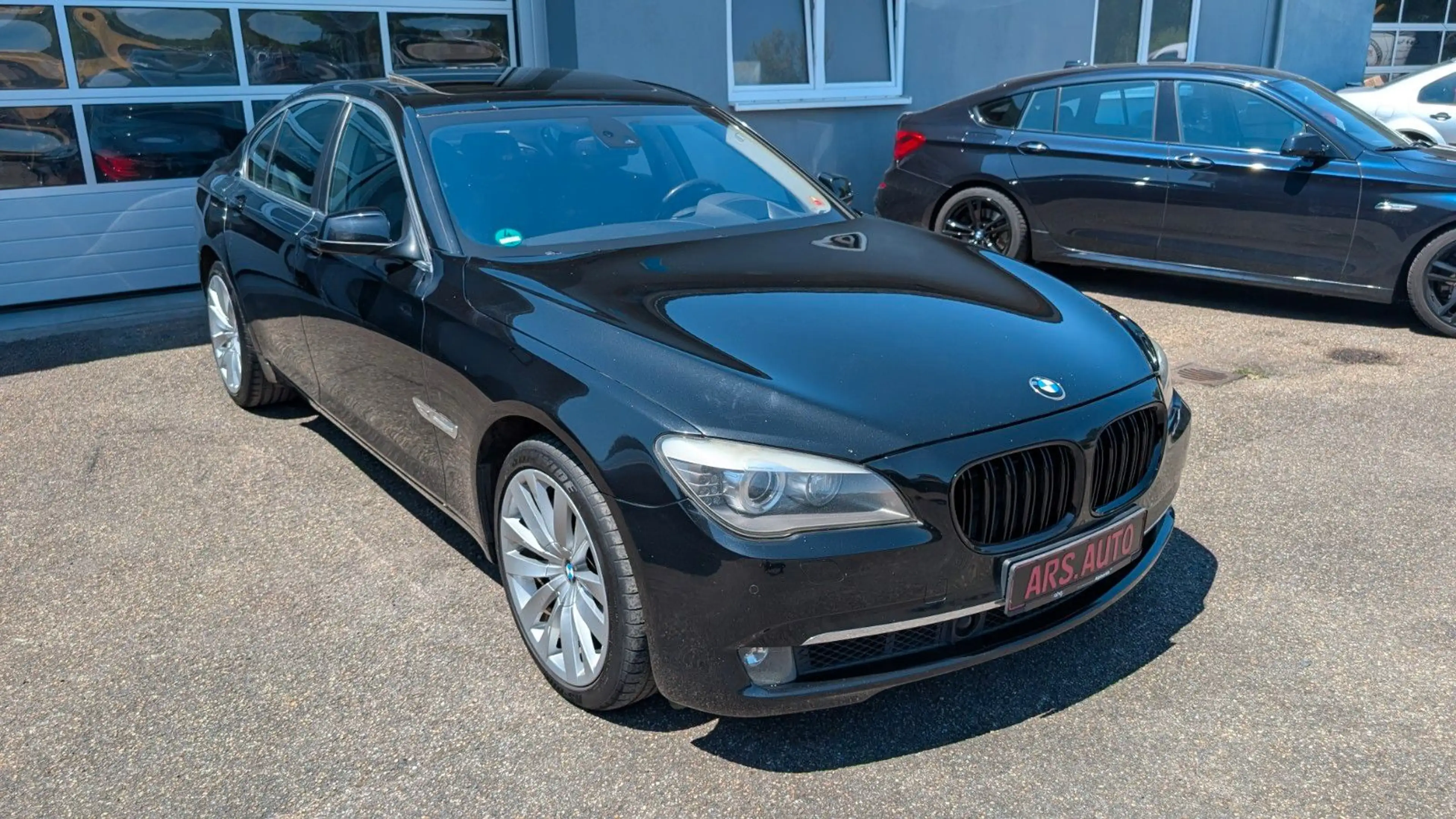 BMW 750 i xDrive Head-Up ACC Soft-Close 4xSHZ Komf-S.