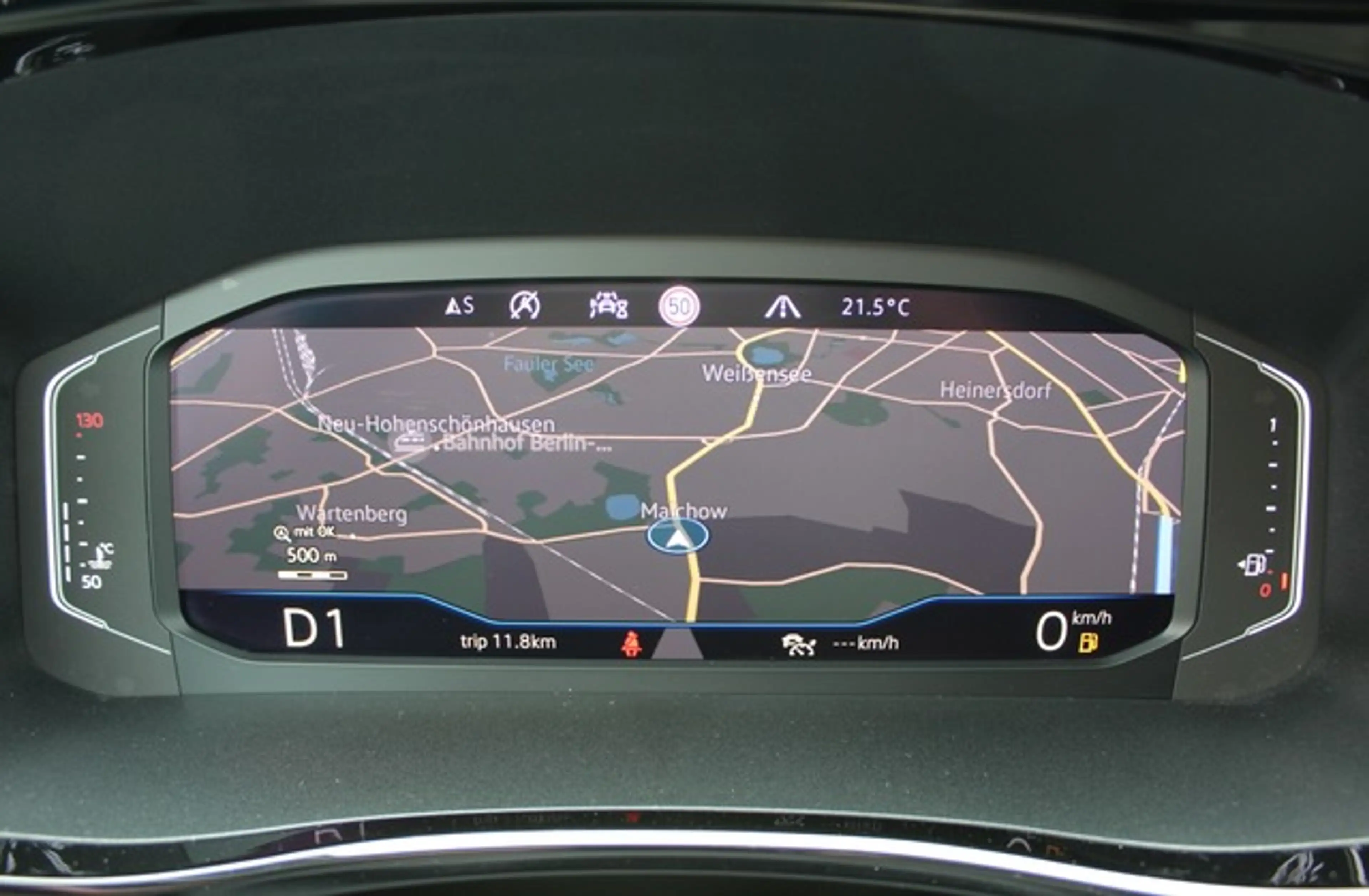 Volkswagen T6.1 Multivan Generation SIX DSG AHK ACC DCC — photo 12