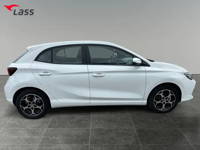 MG MG3 view 7