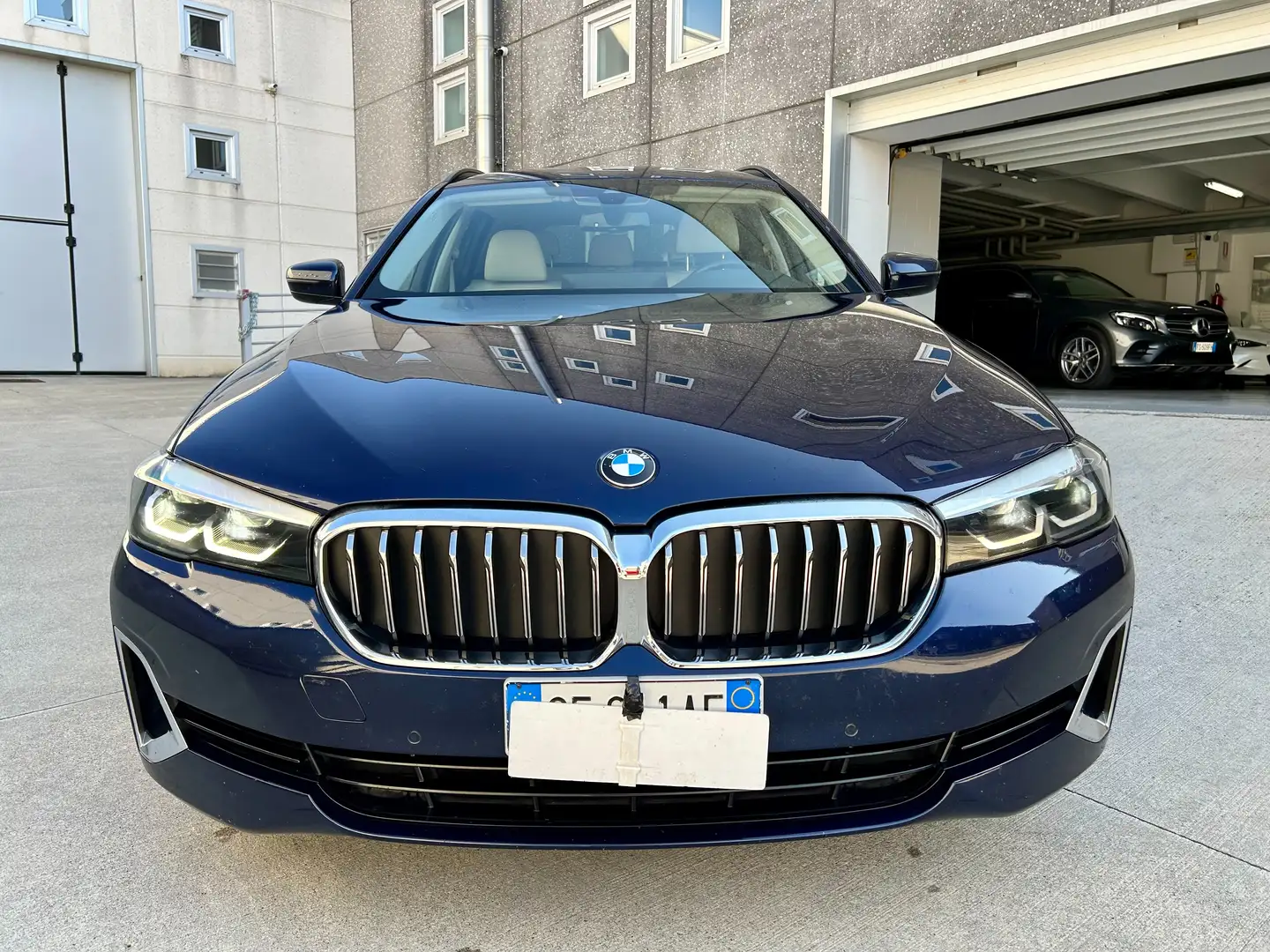 BMW 530 Serie 5 Touring 530d mhev 48V Luxury auto XDRIVE!! Blu/Azzurro - 2