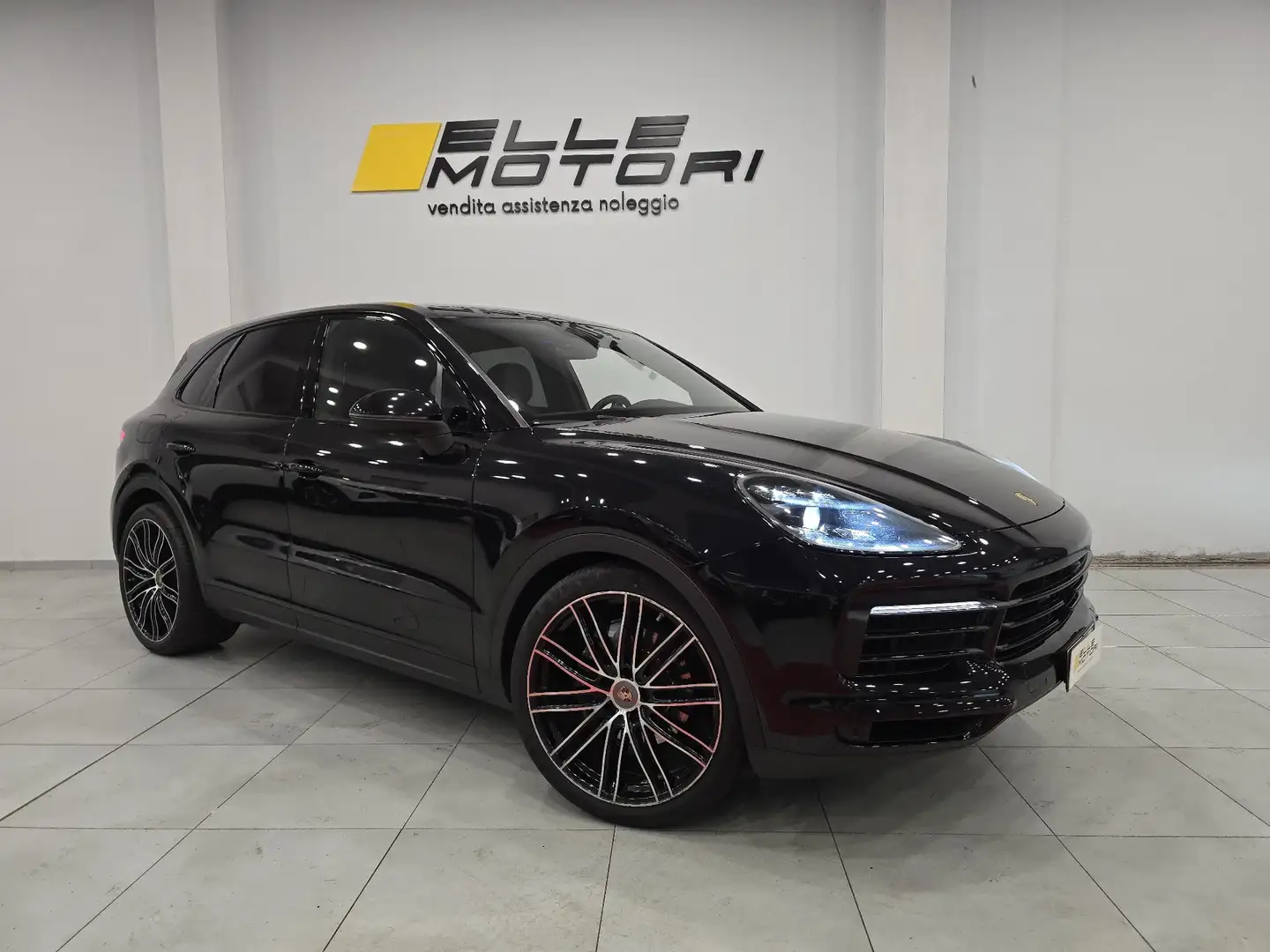 Porsche Cayenne Cayenne 2019  3.0 tiptronic Nero - 1