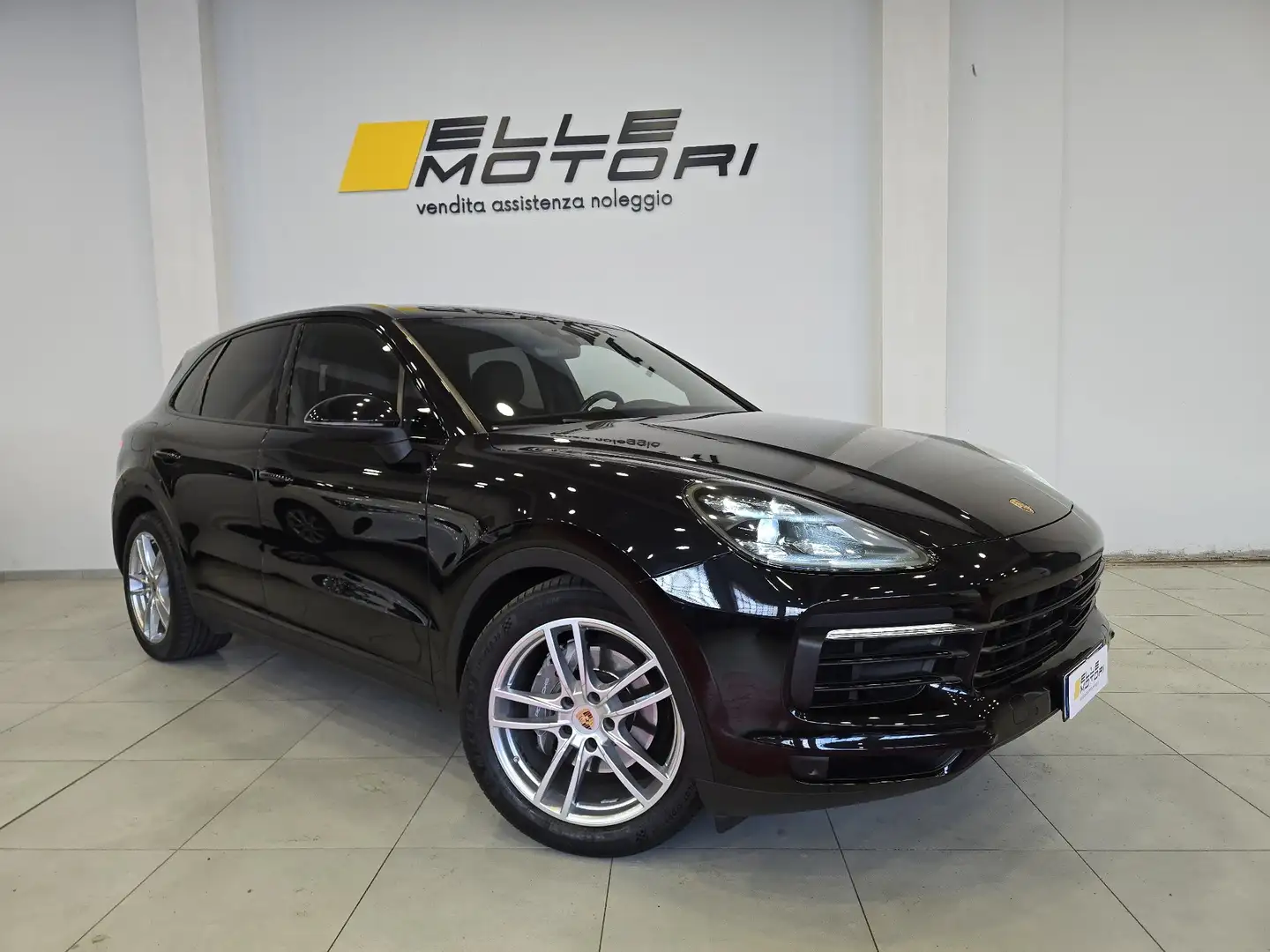 Porsche Cayenne Cayenne III 2018 3.0 tiptronic Zwart - 1