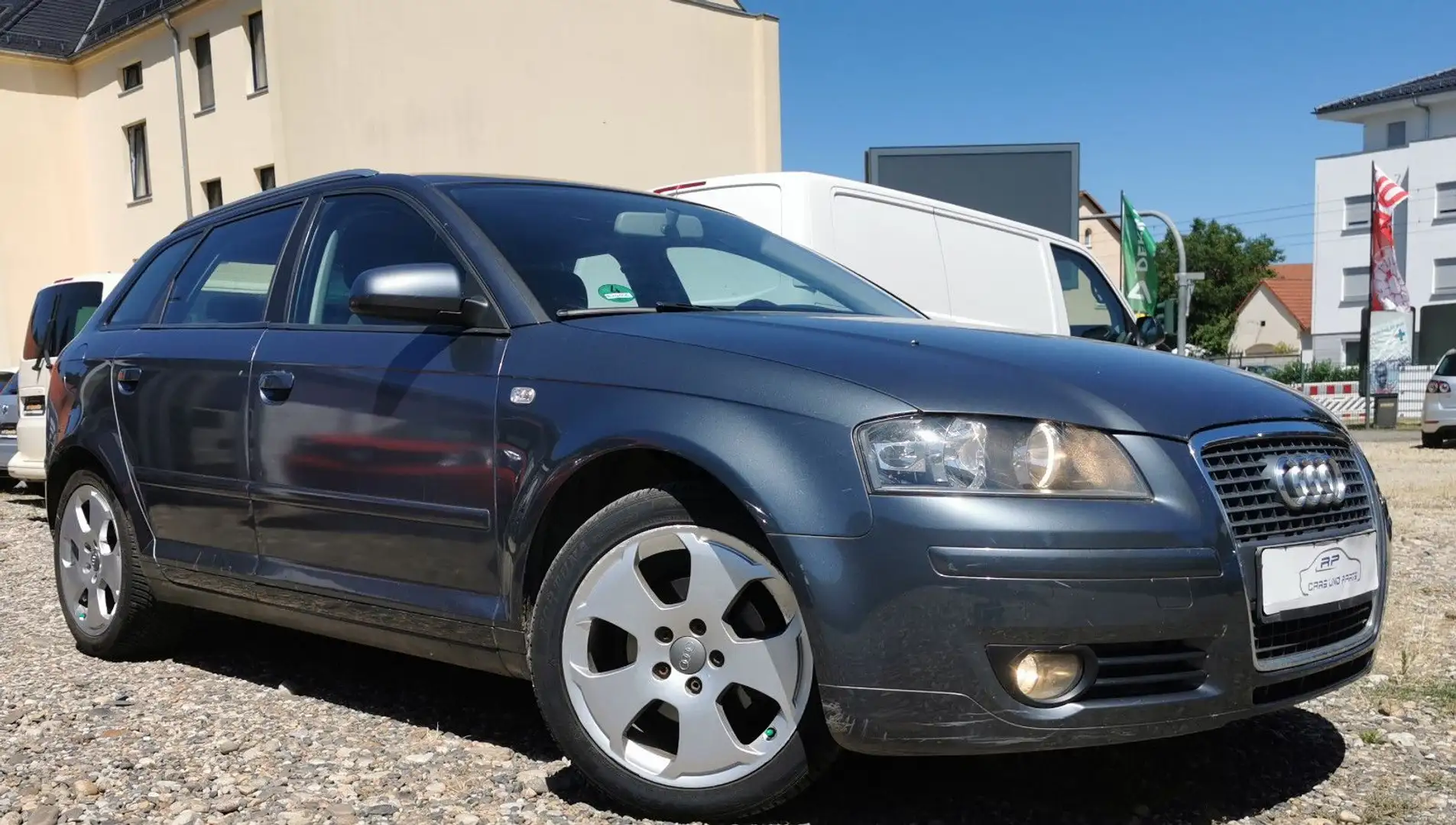 Audi A3 Sportback 1.6 FSI Ambition#Klima#Temp#PDC#AHK Grau - 2